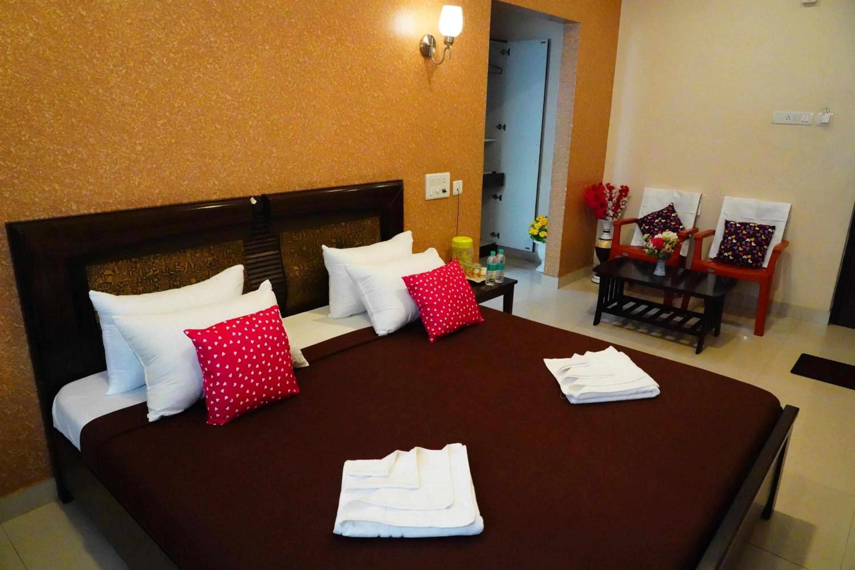 Bed in Vinayagam Residency