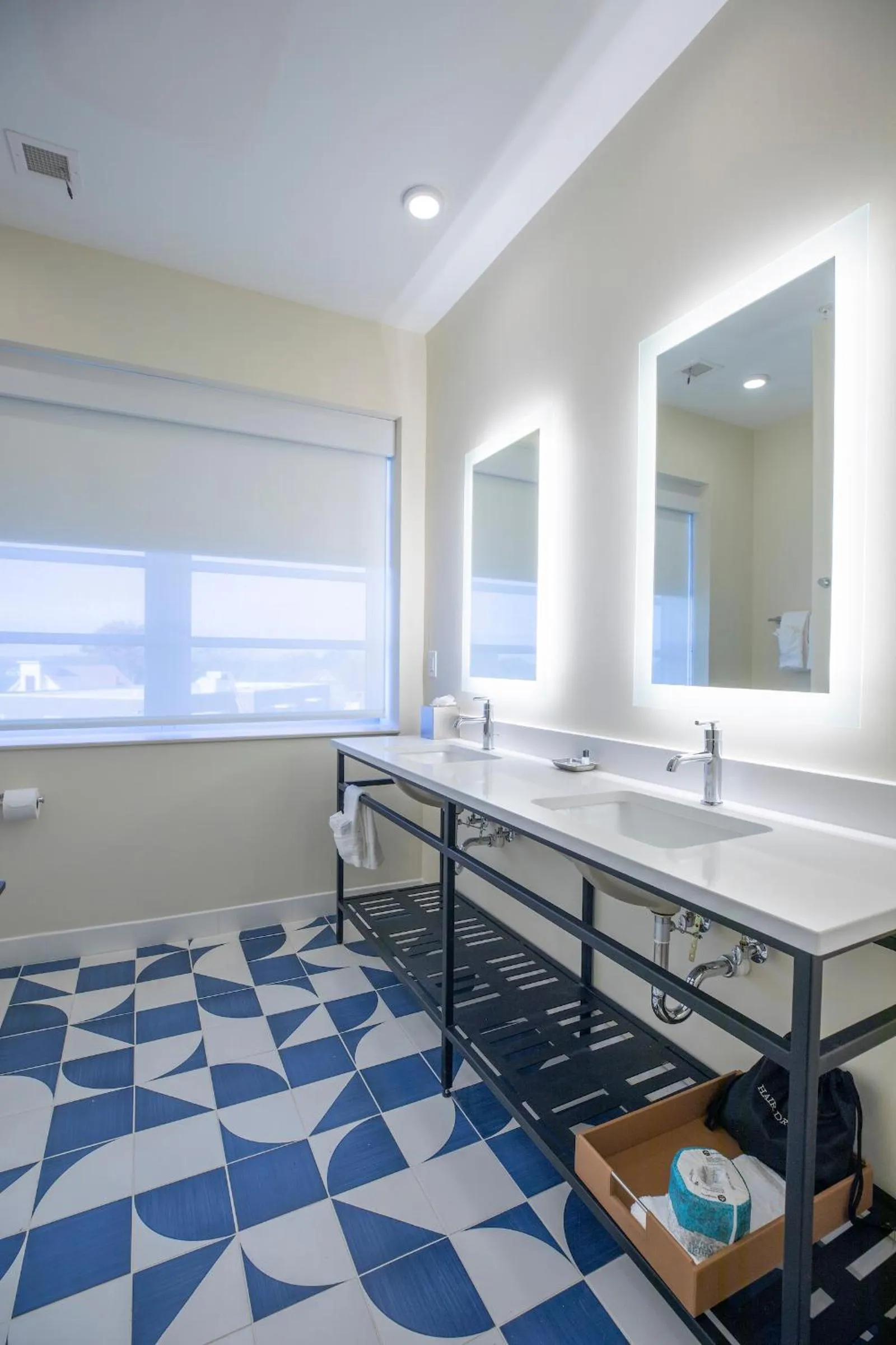 Bathroom in The Holbrook Hotel