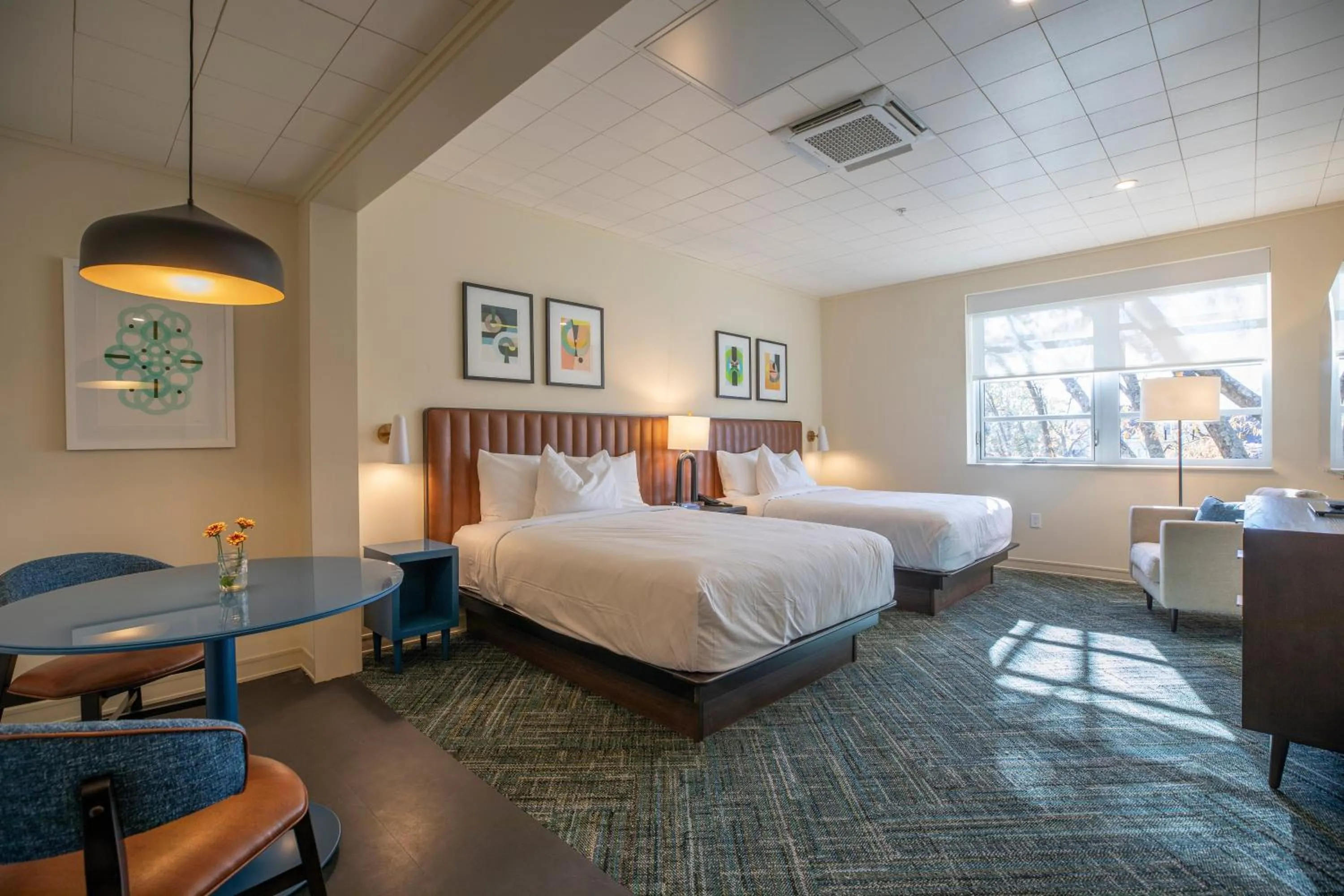 Bed in The Holbrook Hotel