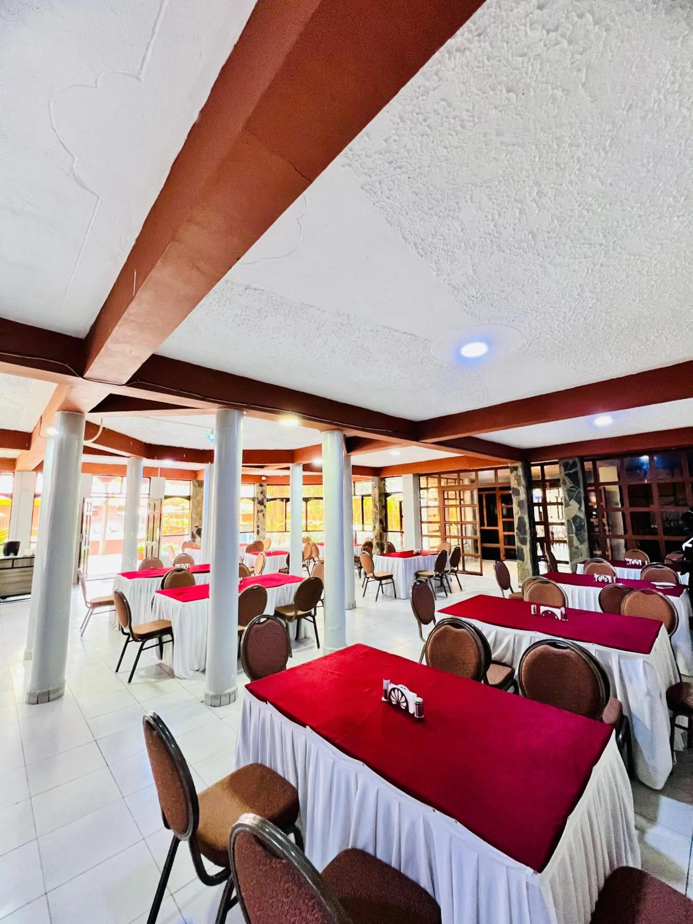 Property building in Sweet Lake Resort