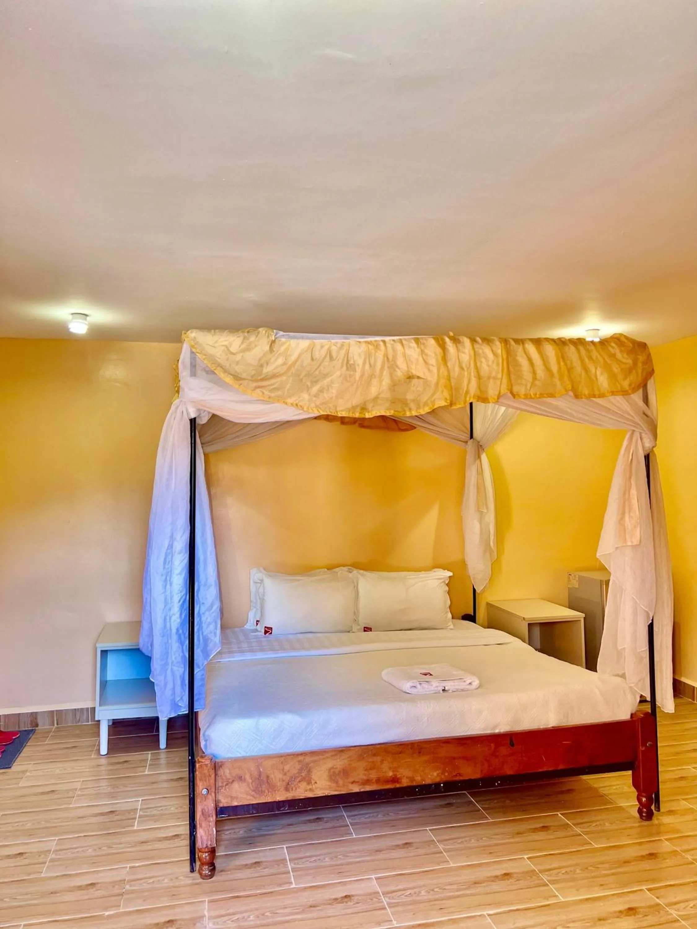 Bed in Sweet Lake Resort