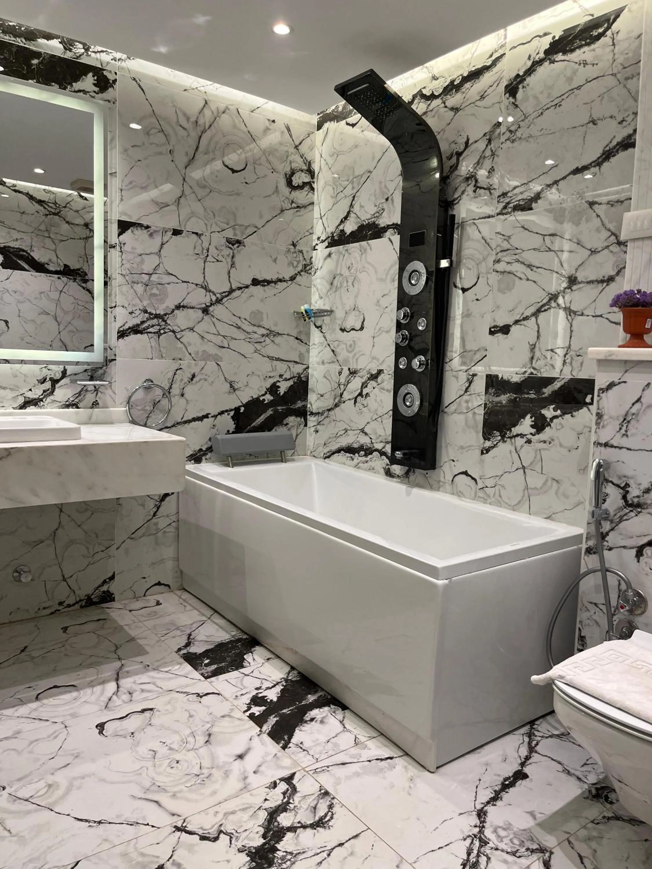 Bathroom in Blue Pyramids Eyes Hotel