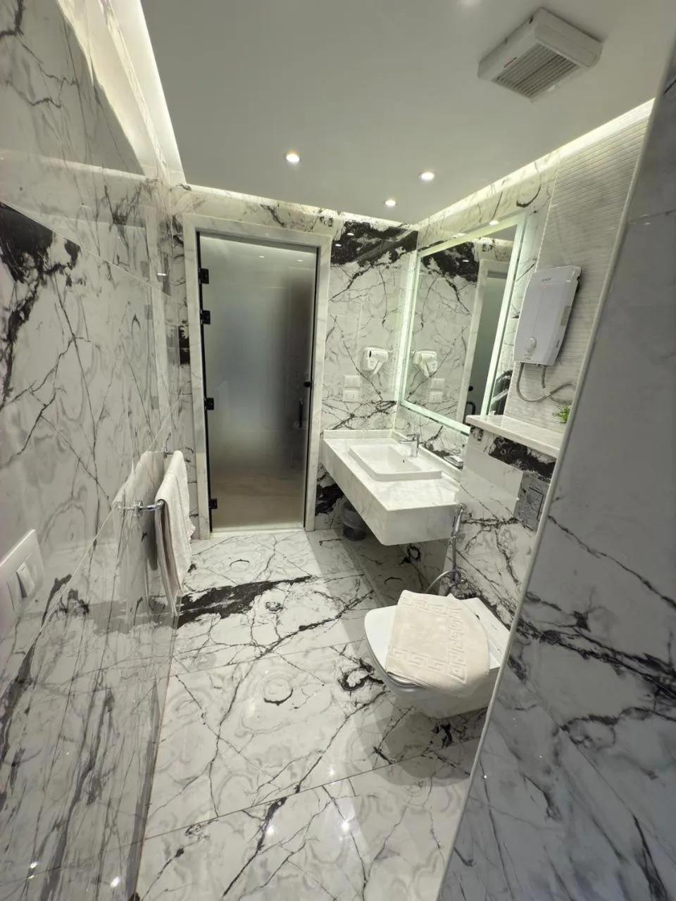 Bathroom in Blue Pyramids Eyes Hotel