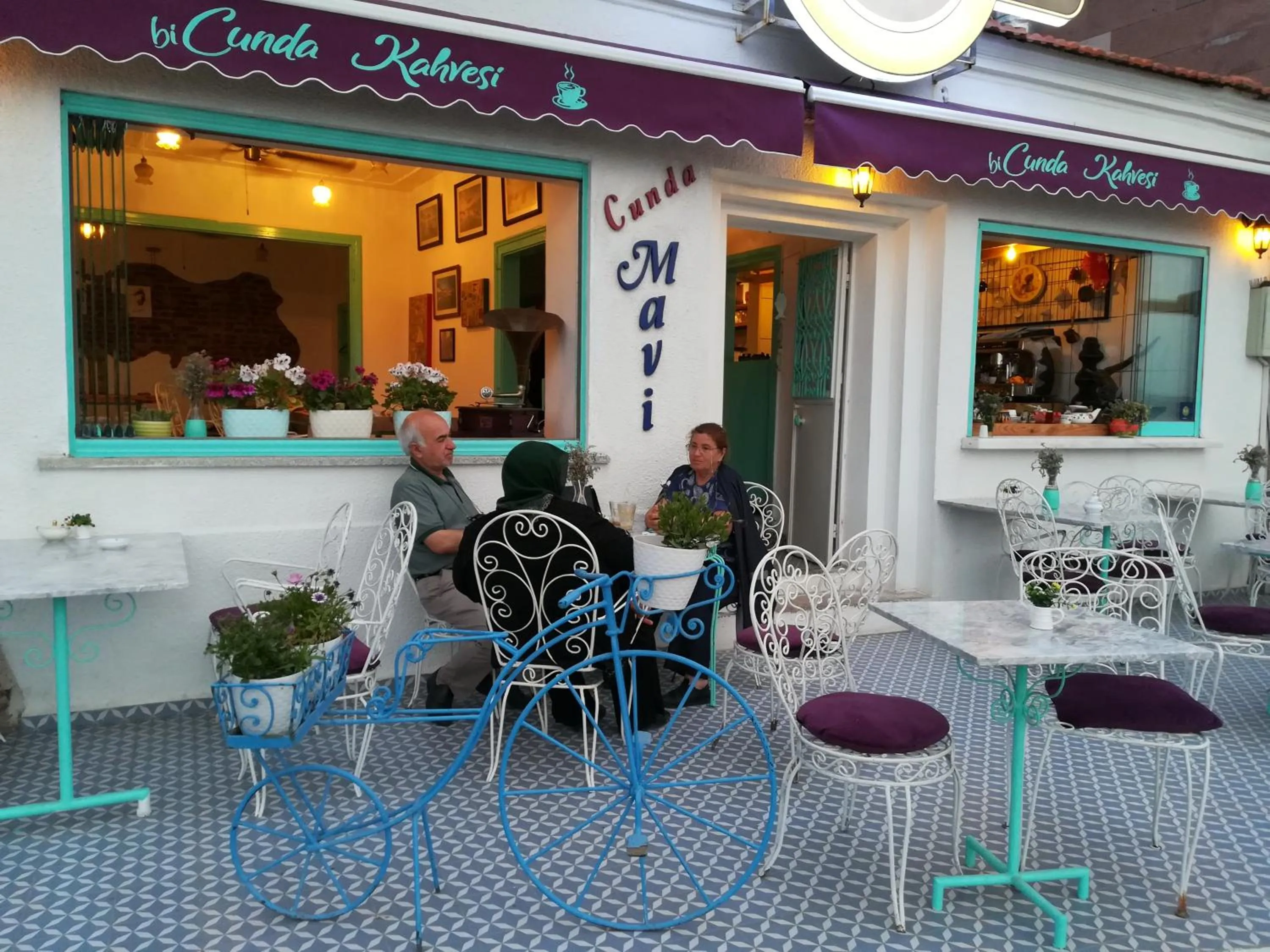 Facade/entrance in Cunda Mavi Hotel