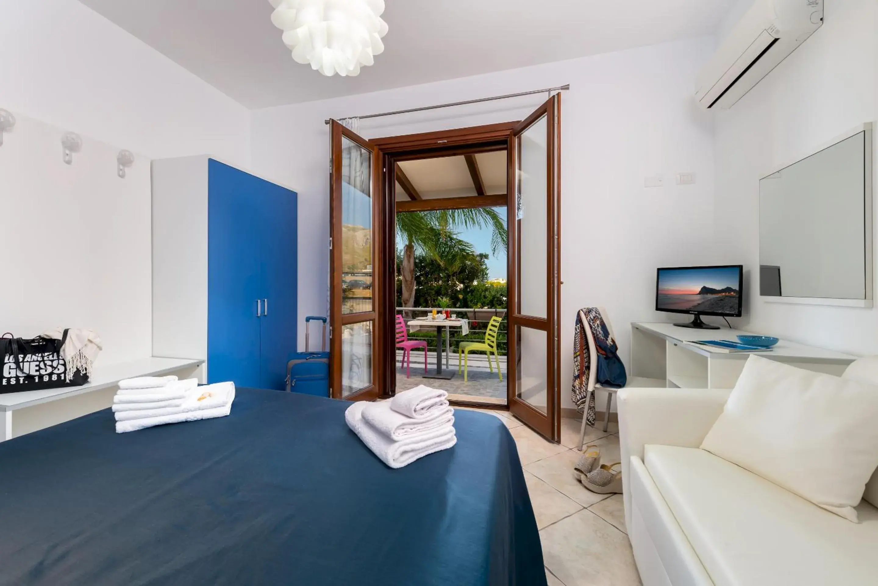 Superior Double or Twin Room with Terrace in B&B Armonie Superior Double or Twin Room with Terrace in B&B Armonie