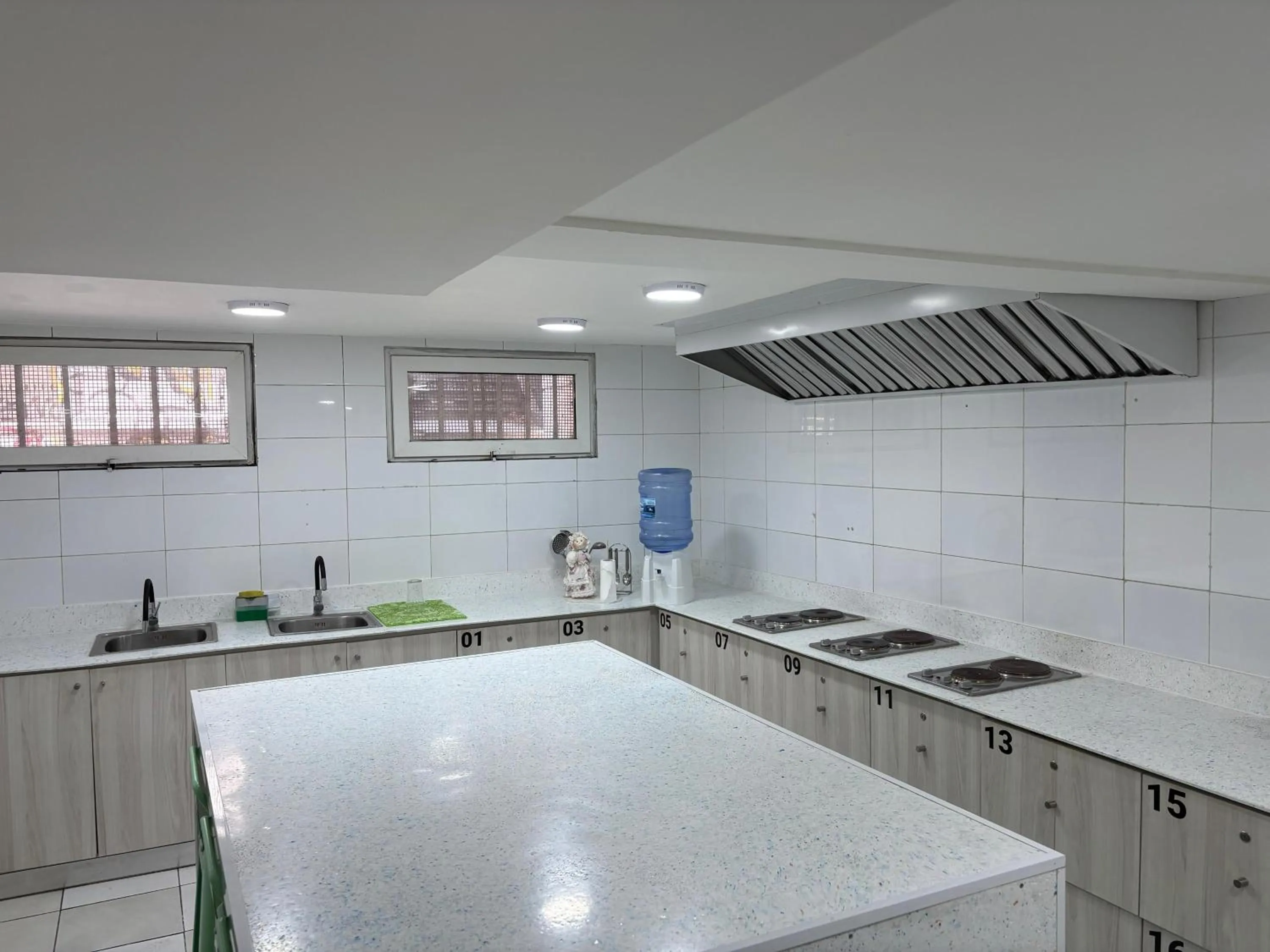 Communal kitchen in Casa Esmeralda