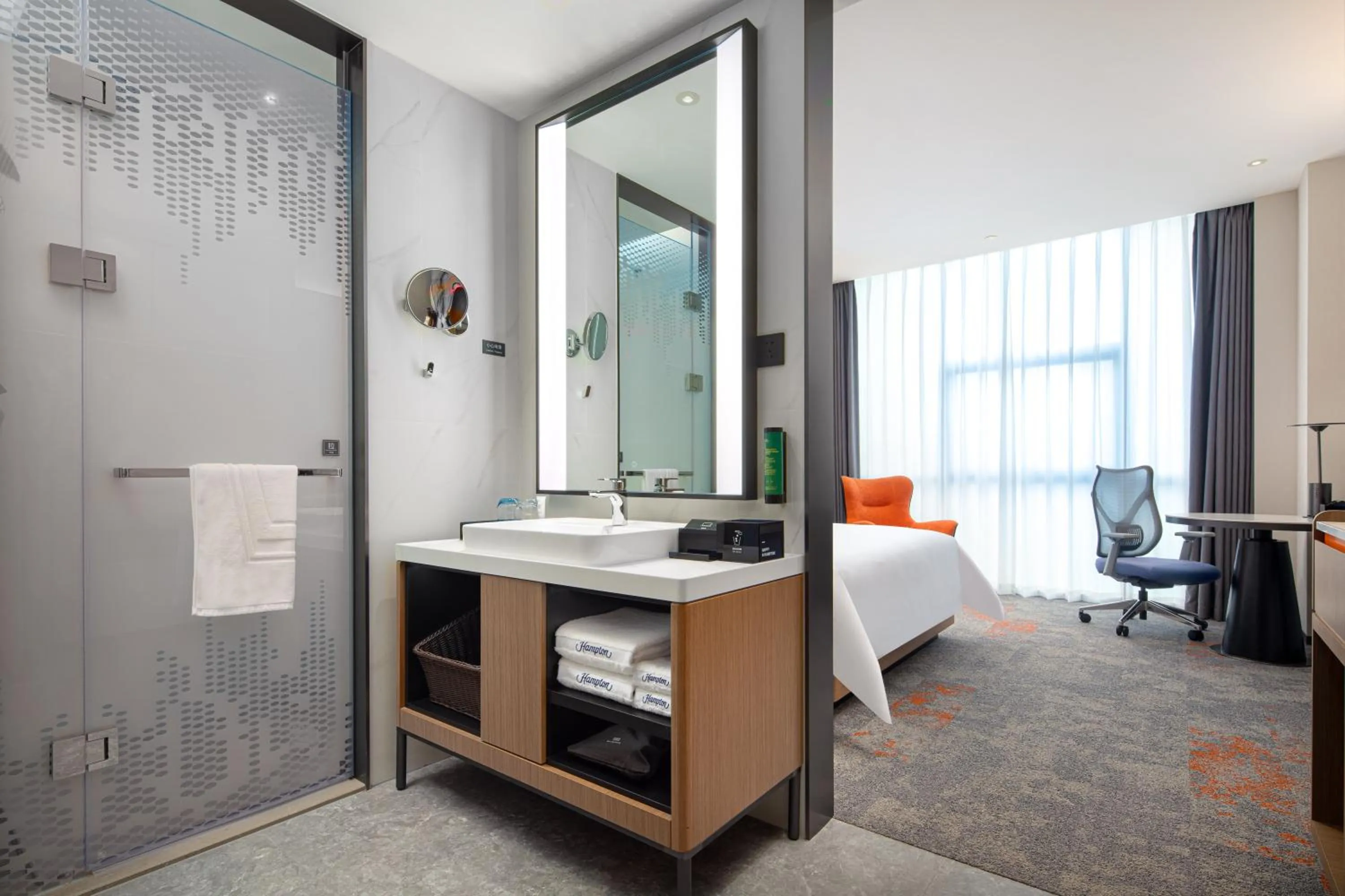 Bed in 广州新塘希尔顿欢朋酒店-广交会期间免费穿梭巴士往返展馆