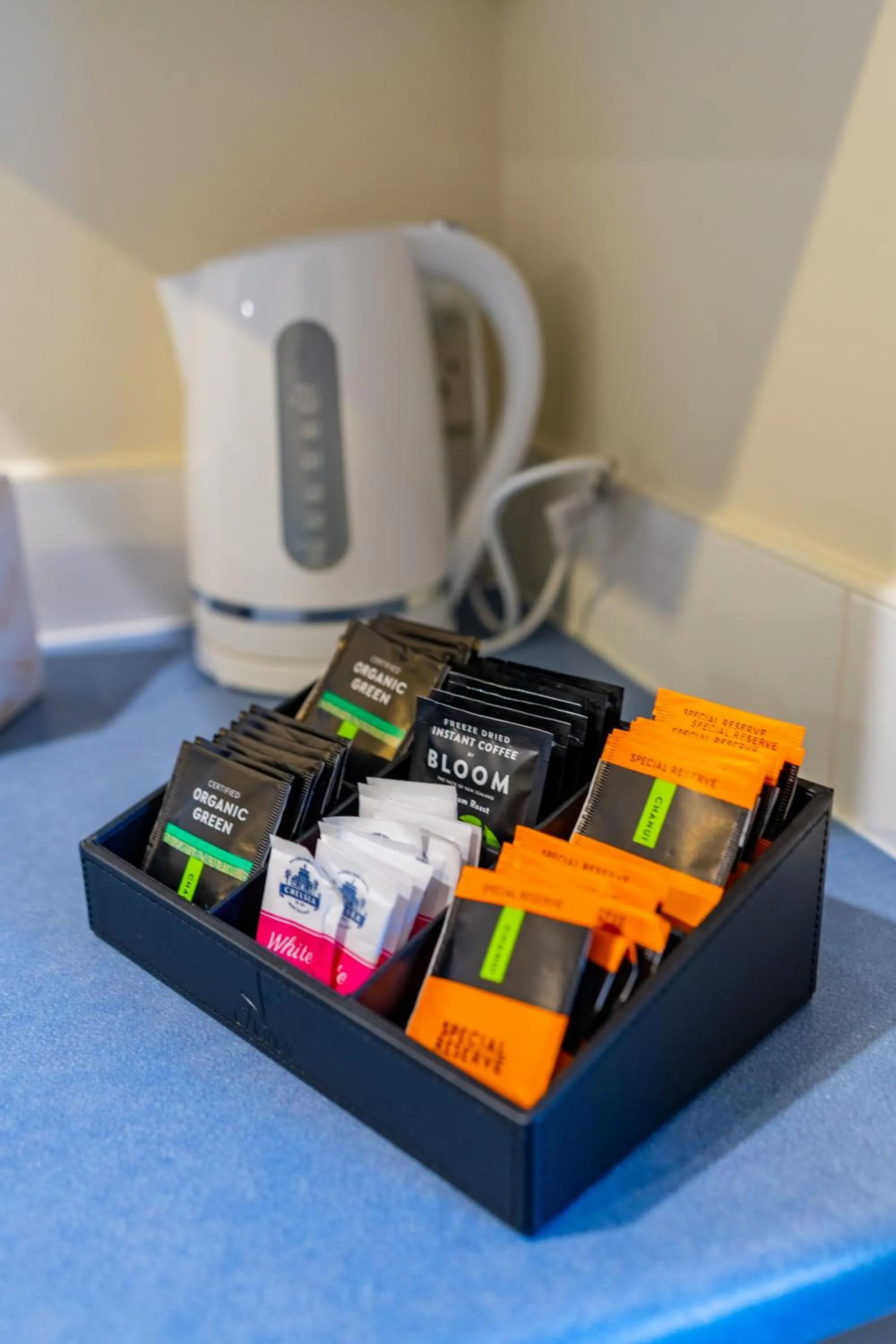 Kitchen or kitchenette in Daffodil Motel