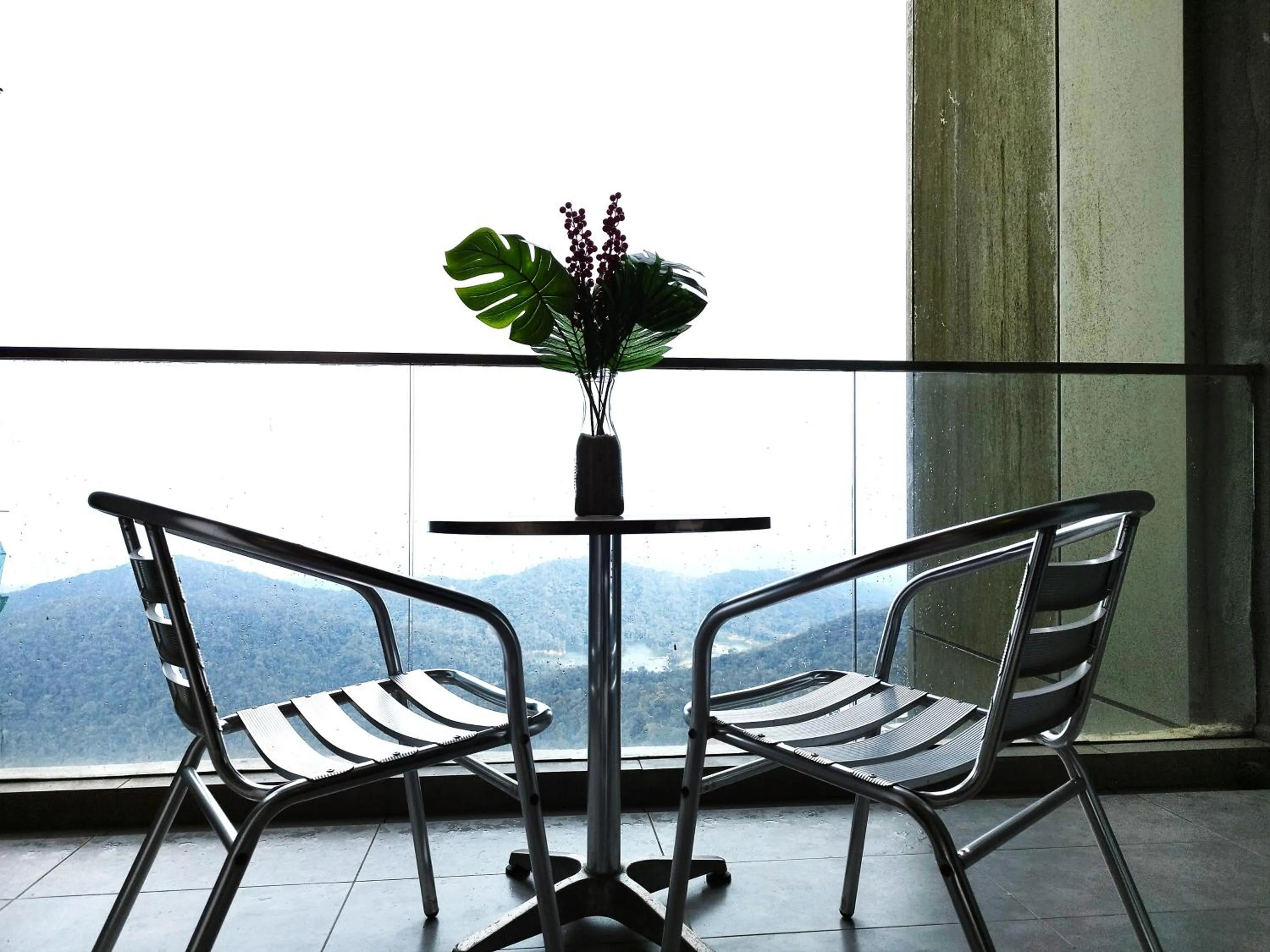 Balcony/Terrace in GENTING FoggyCold StayCation AT Ion Delemen By HAPYHOME