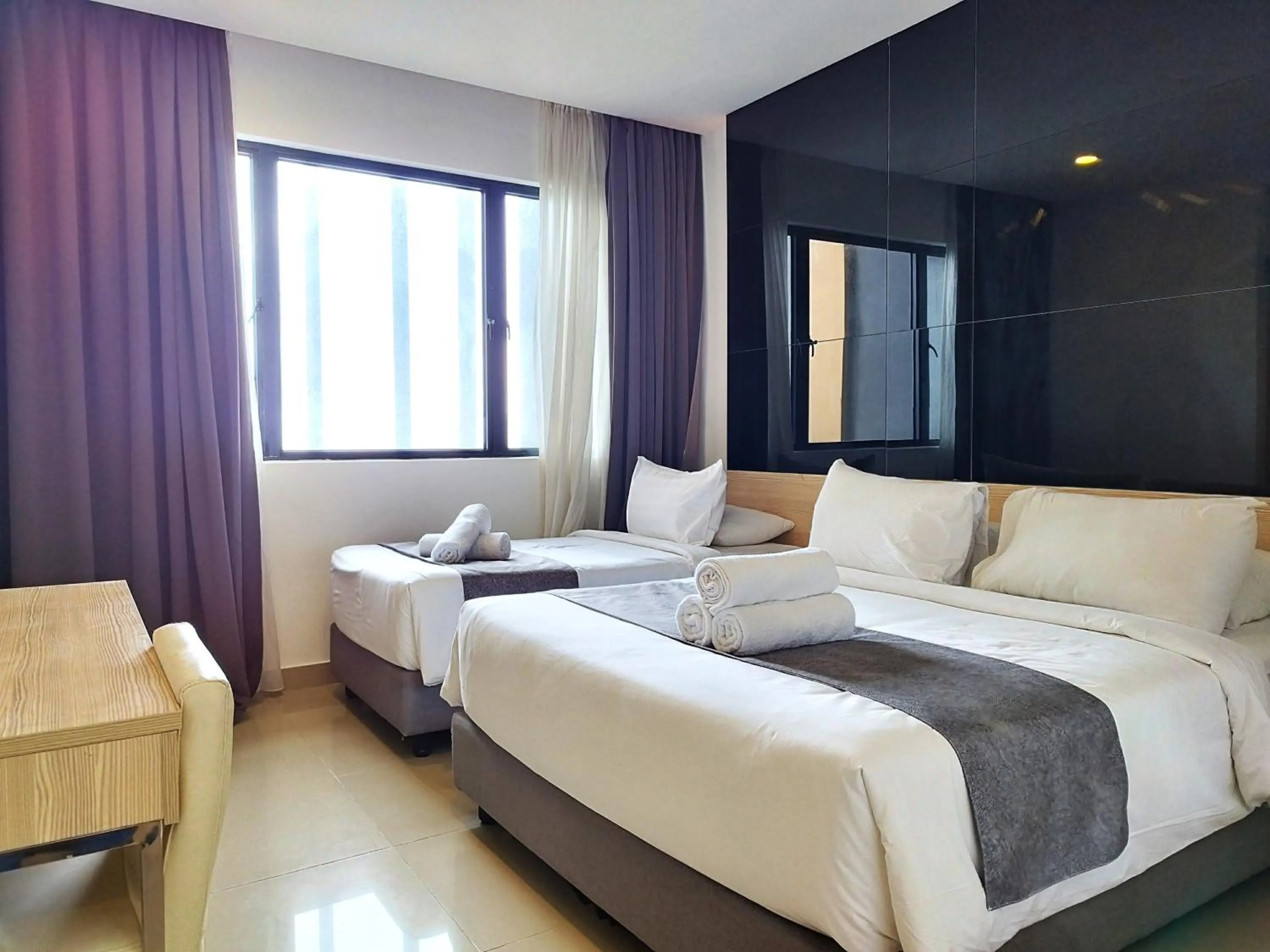 Bedroom, Bed in GENTING FoggyCold StayCation AT Ion Delemen By HAPYHOME