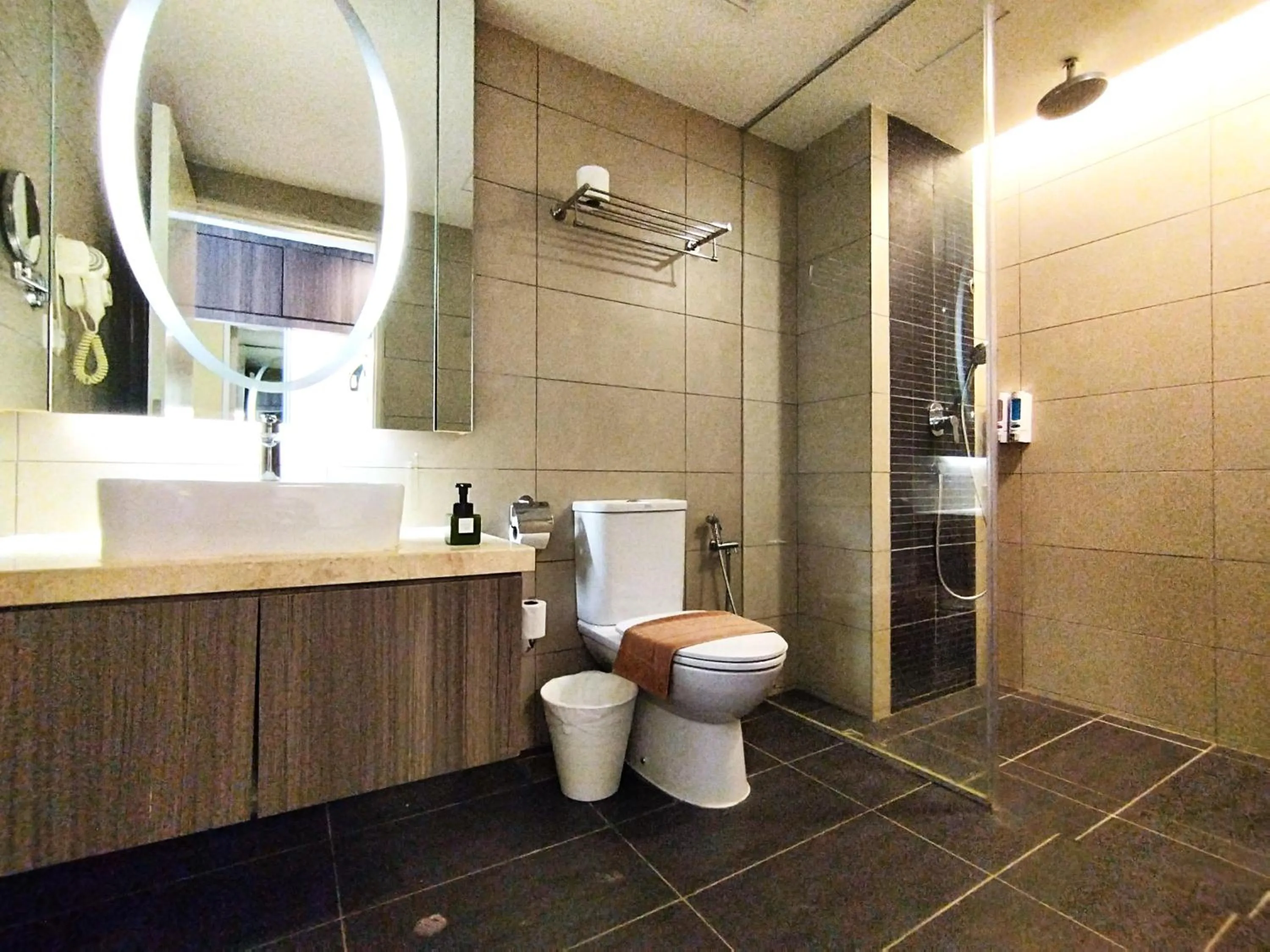 Bathroom in GENTING FoggyCold StayCation AT Ion Delemen By HAPYHOME