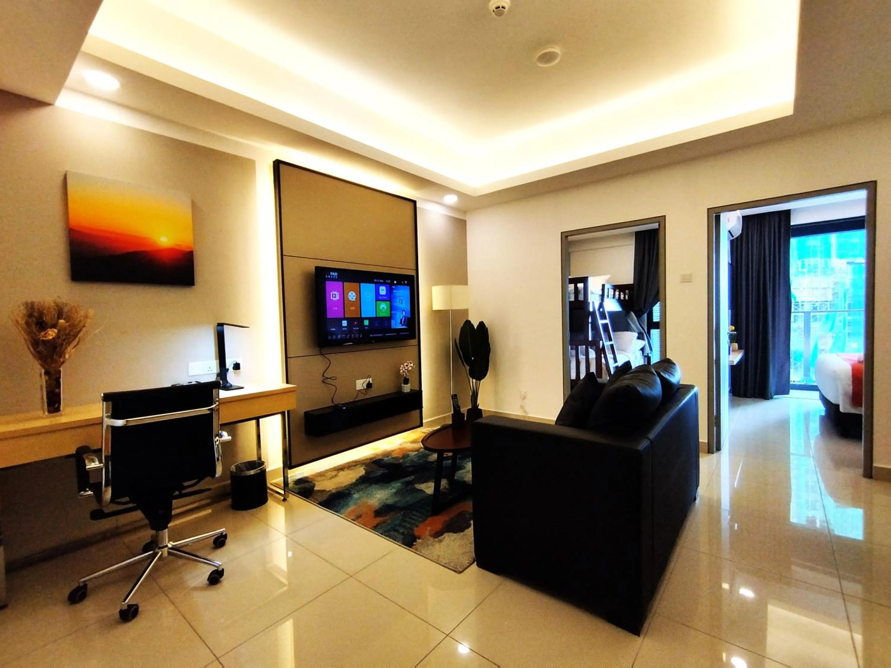 Living room in GENTING FoggyCold StayCation AT Ion Delemen By HAPYHOME