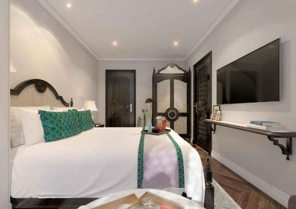 Bed in Hanoi Graceful Hotel and Travel