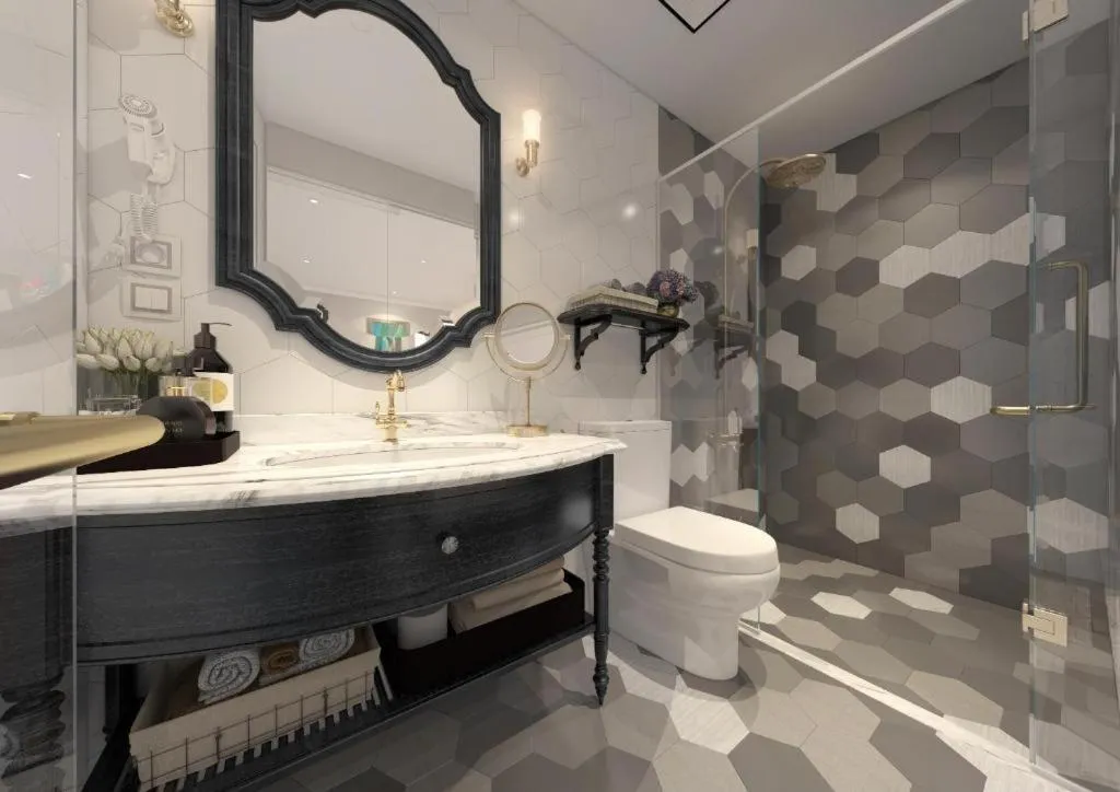 Shower in Hanoi Graceful Hotel and Travel