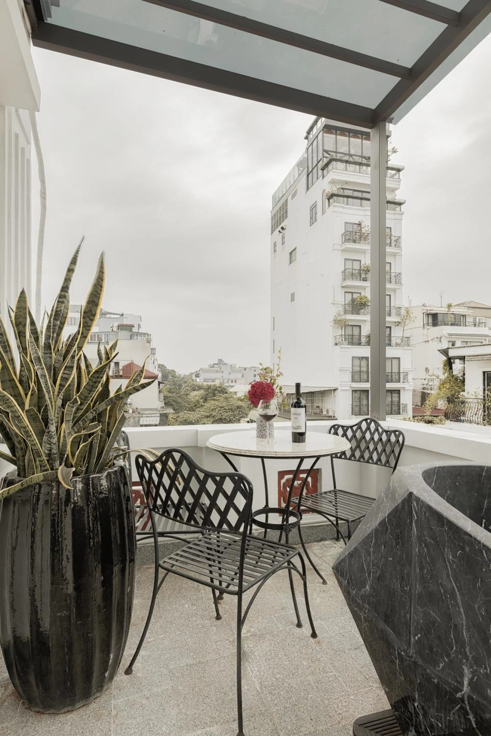 Hanoi Graceful Hotel and Travel