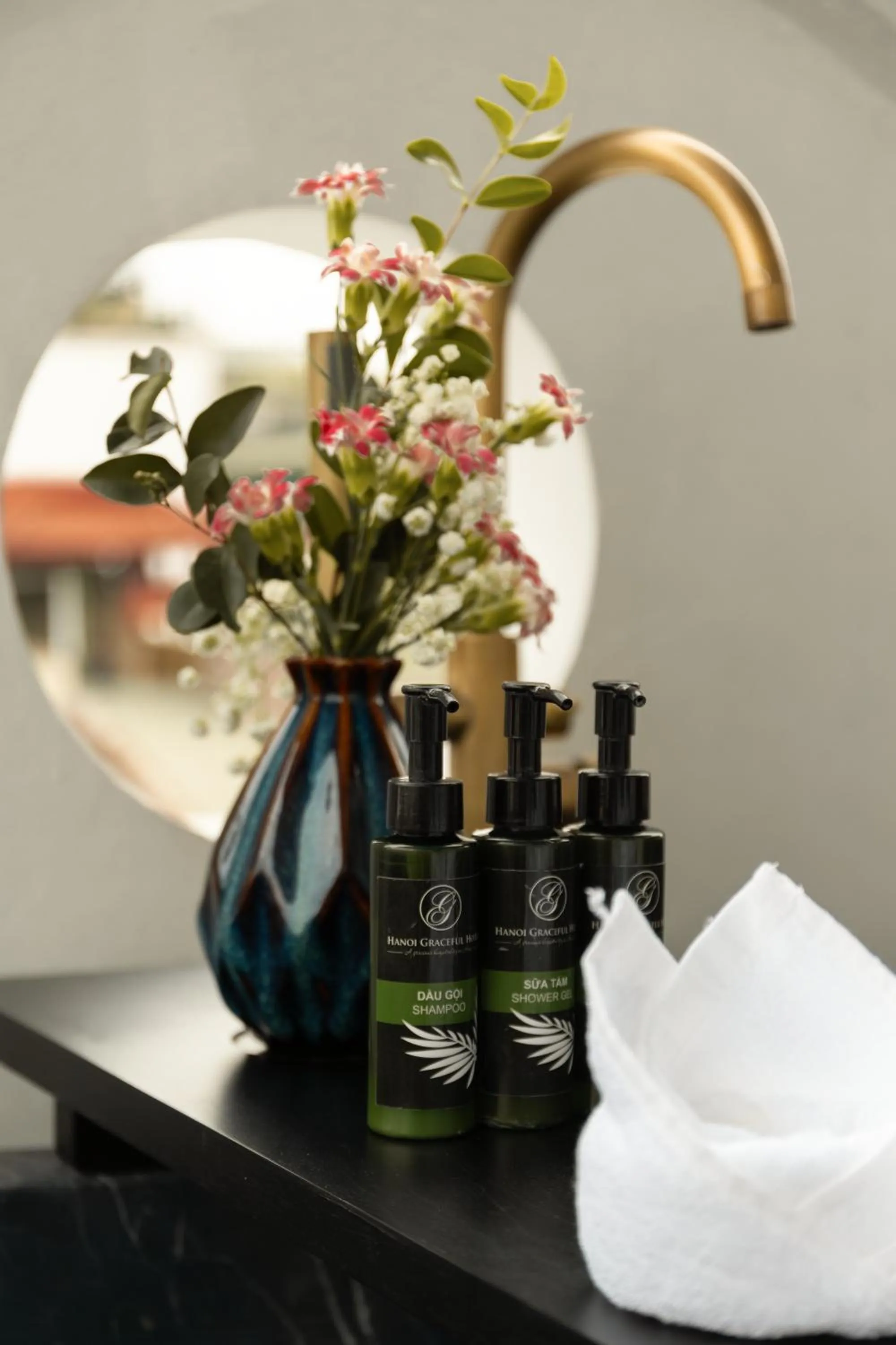 Hanoi Graceful Hotel and Travel