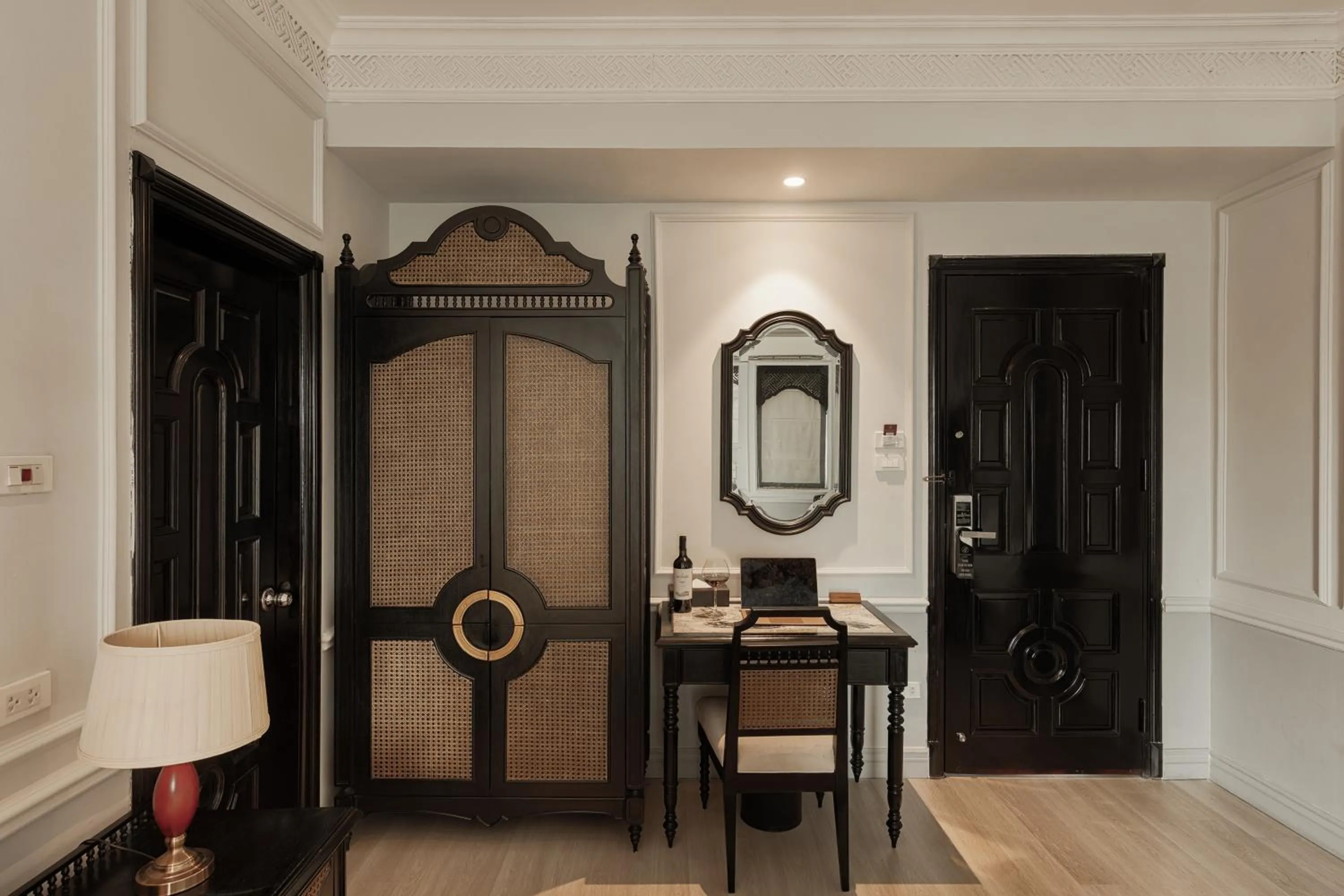 Hanoi Graceful Hotel and Travel