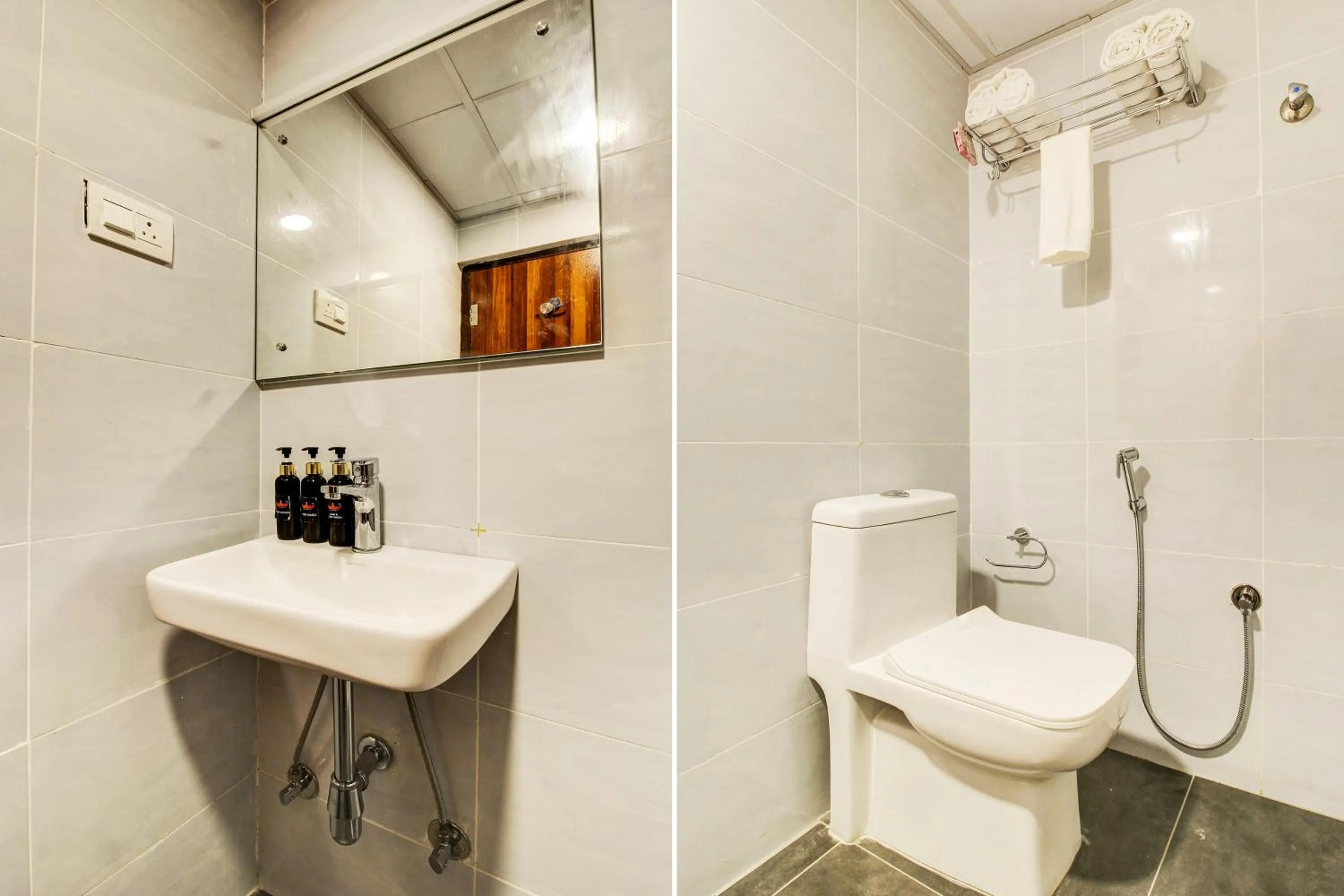 Bathroom in Super Townhouse Rcc Hotel Banjara Hills