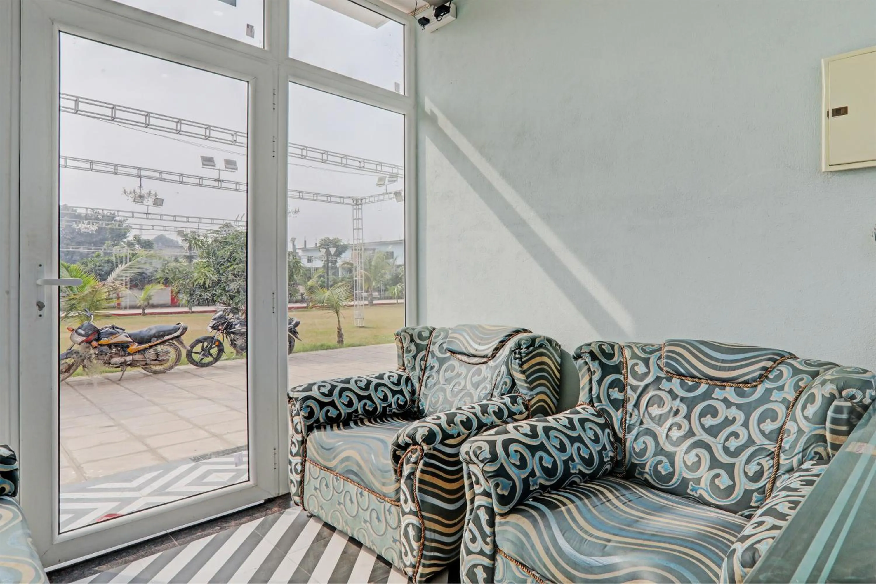 Lobby or reception in Collection O Maharaja Resort