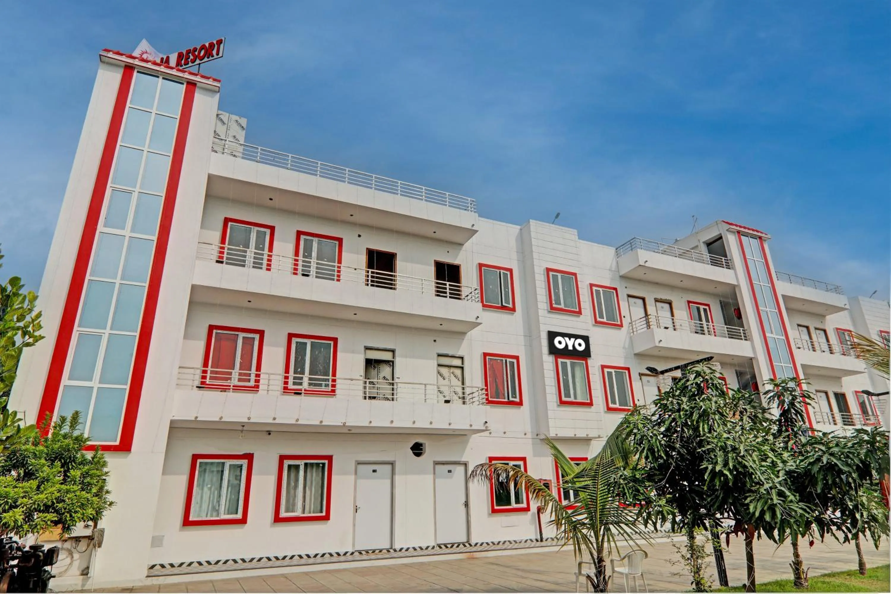 Facade/entrance in Collection O Maharaja Resort