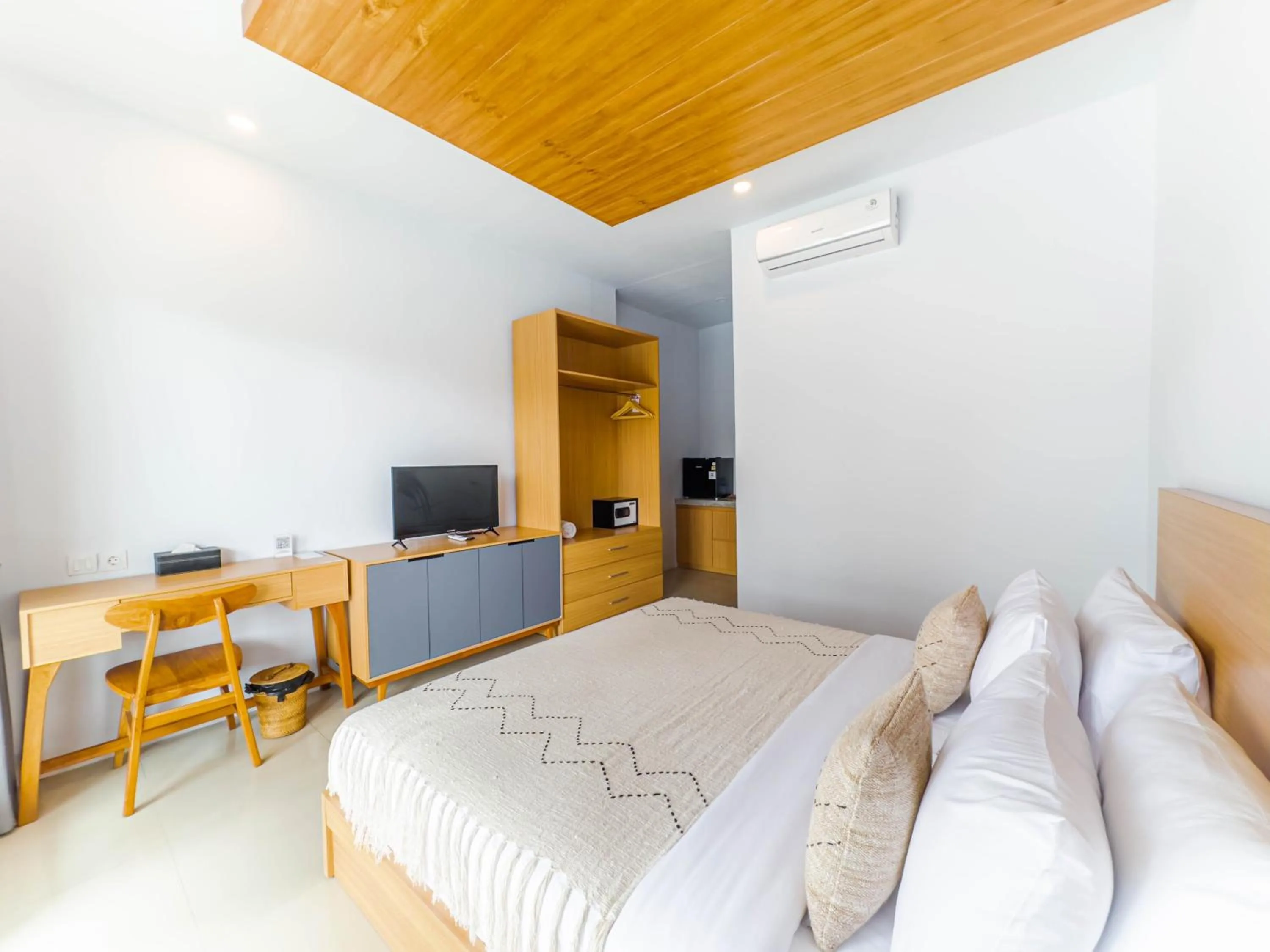 Photo of the whole room, Bed in Vitasha Supala Ubud - Ubud Center prime location