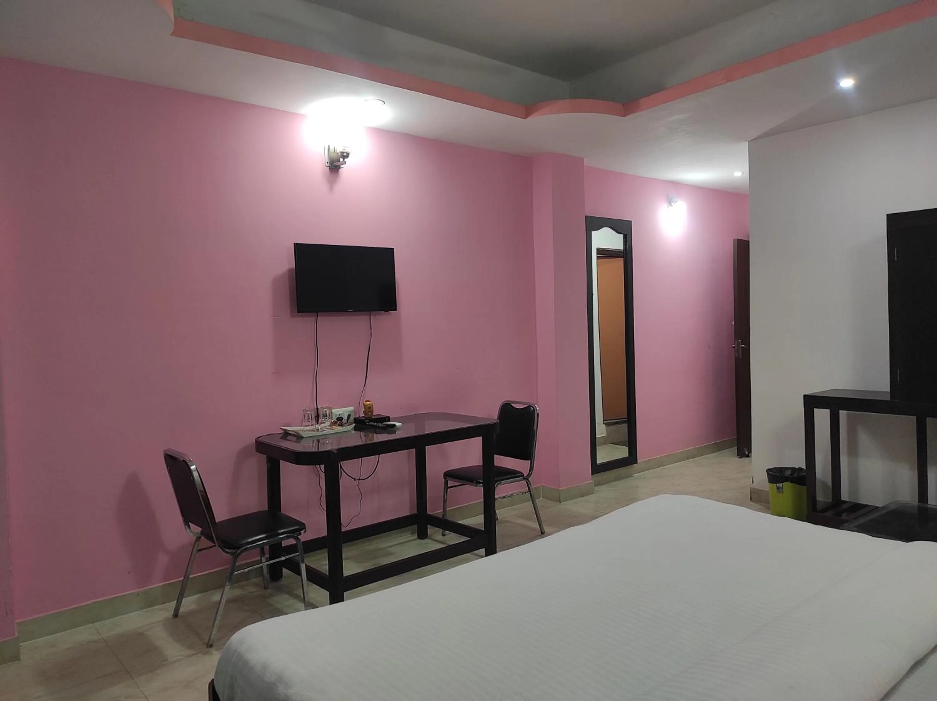 Communal lounge/ TV room in Hotel Sanjivani Heritage Top Best Budget Hotels in Dibrugarh, Assam