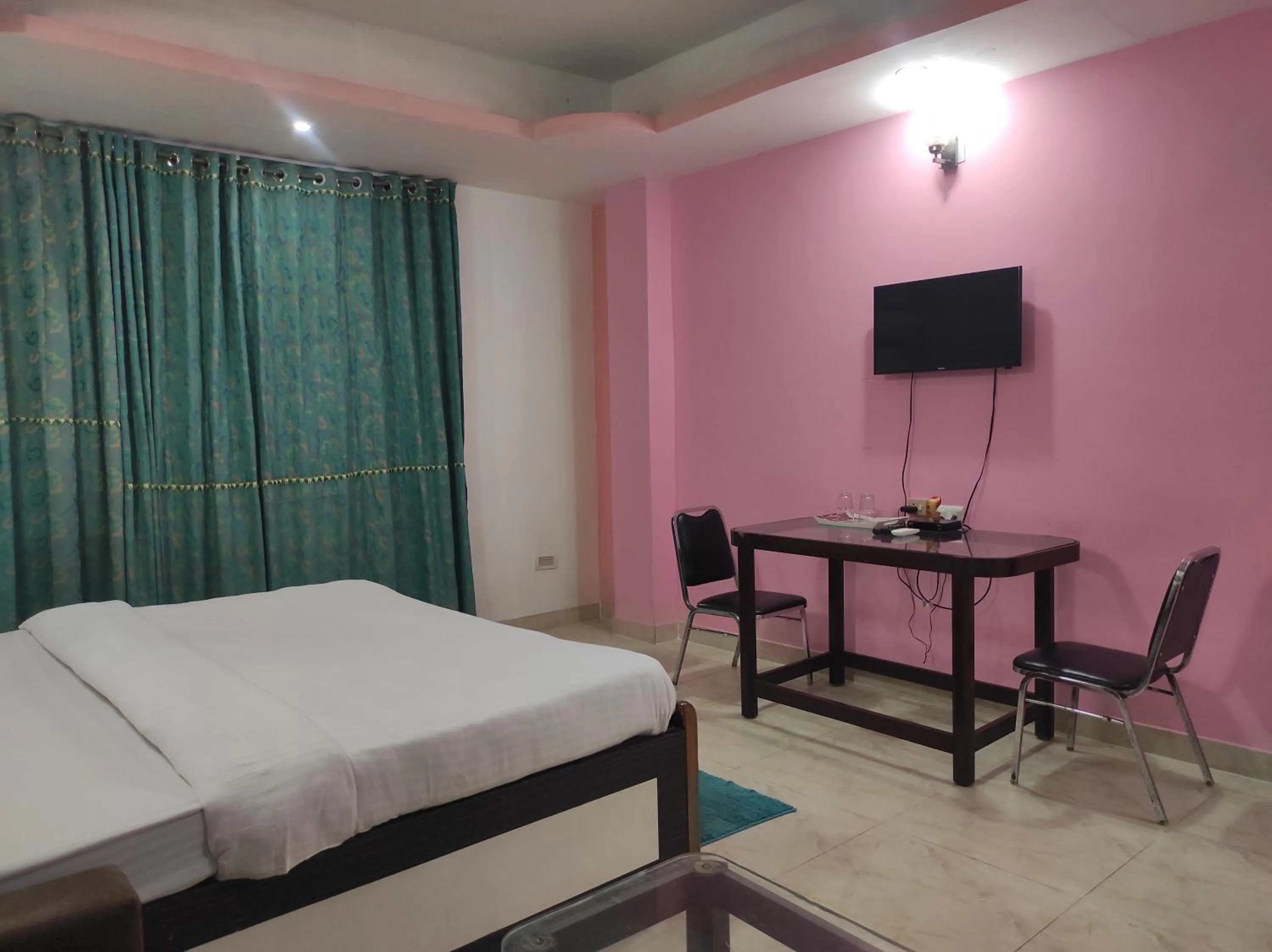 Communal lounge/ TV room in Hotel Sanjivani Heritage Top Best Budget Hotels in Dibrugarh, Assam
