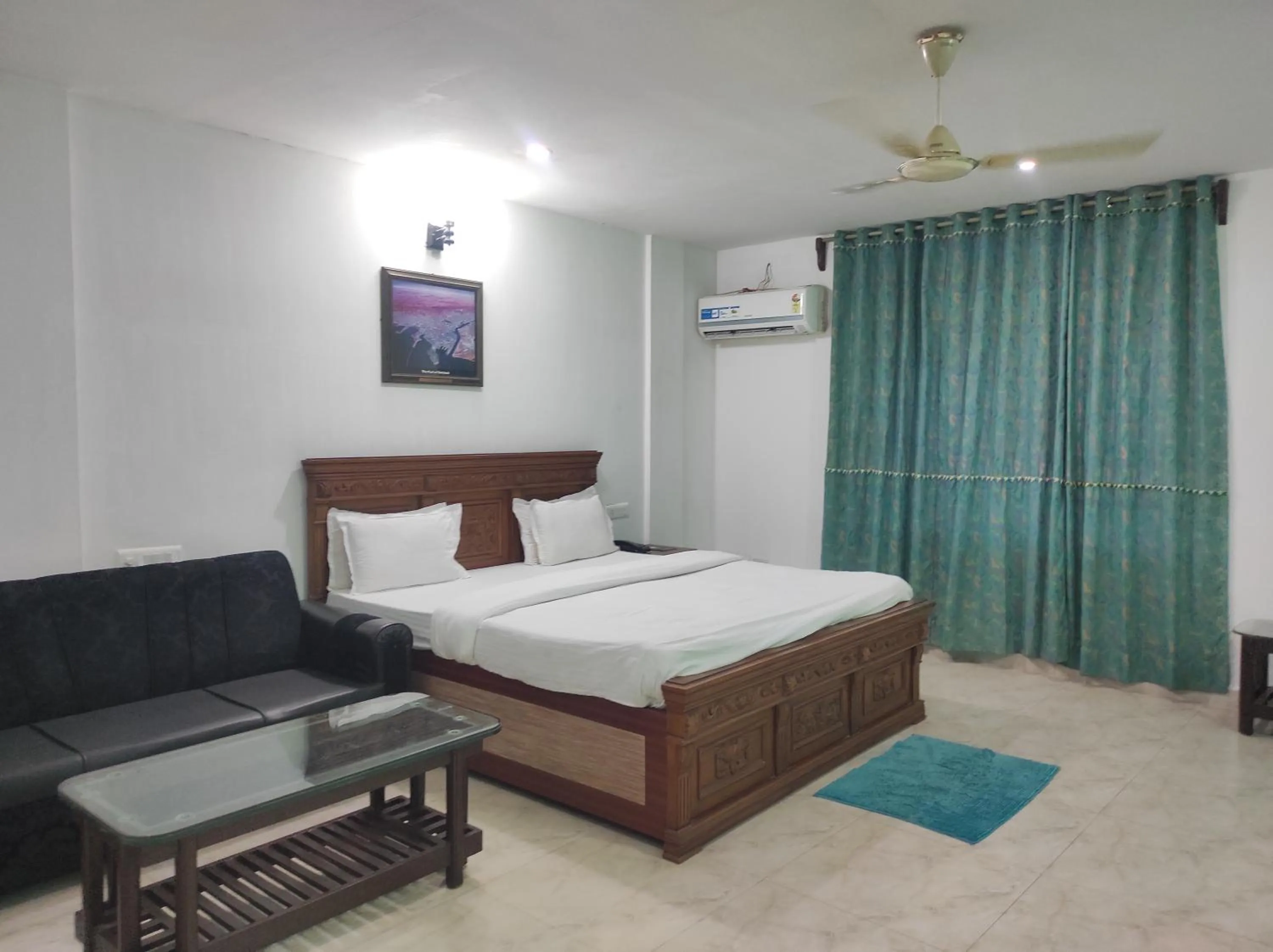 Bed in Hotel Sanjivani Heritage Top Best Budget Hotels in Dibrugarh, Assam