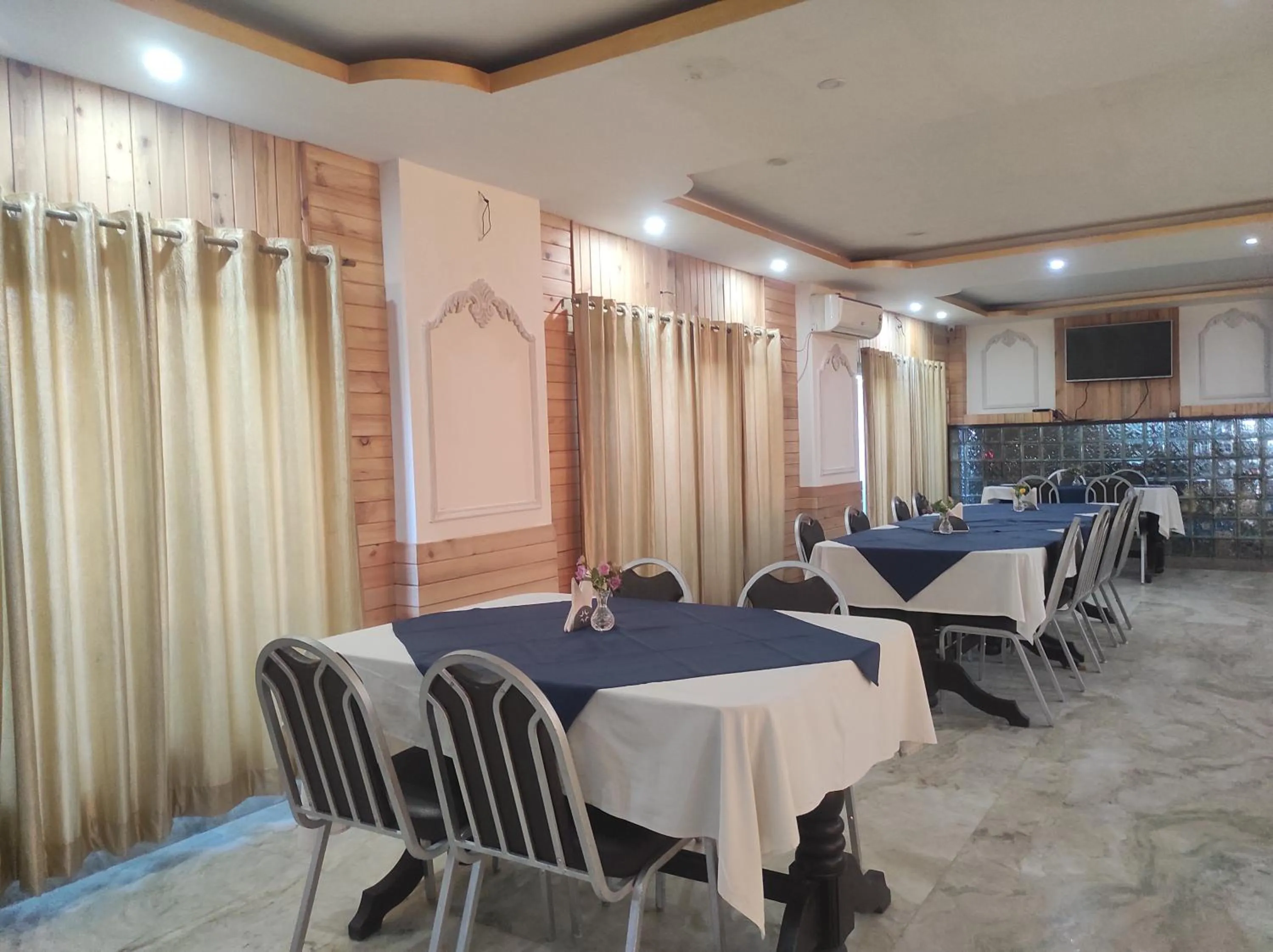 Restaurant/places to eat in Hotel Sanjivani Heritage Top Best Budget Hotels in Dibrugarh, Assam