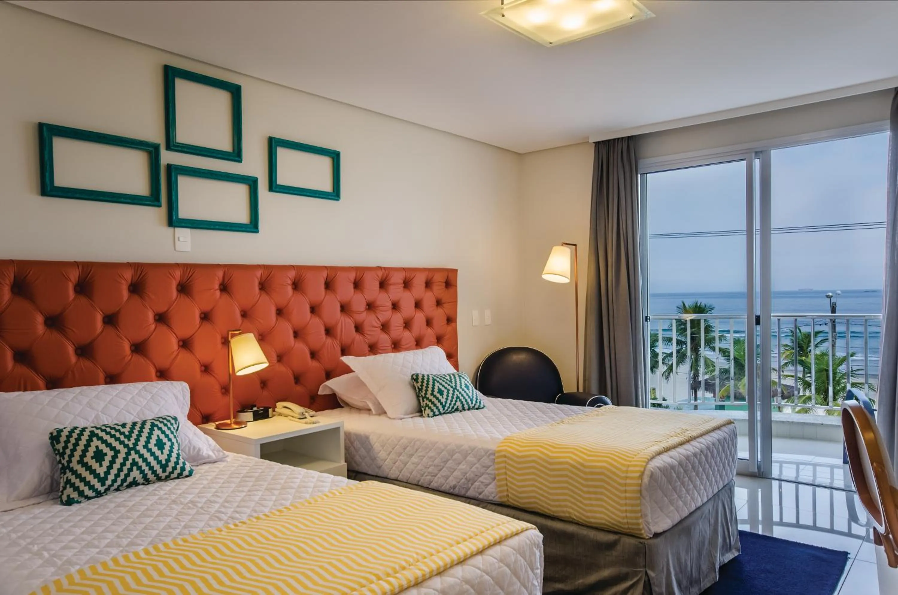 Bedroom, Bed in Doral Guarujá