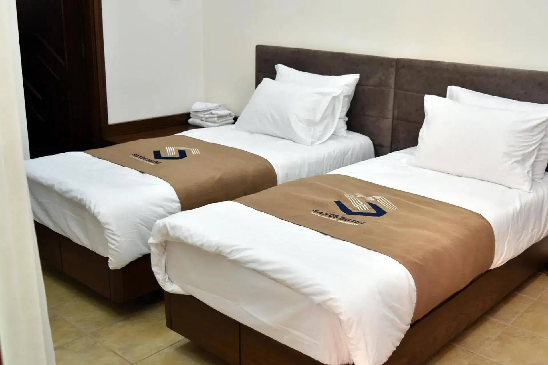 Standard Twin Room in Sands Hotel Standard Twin Room in Sands Hotel