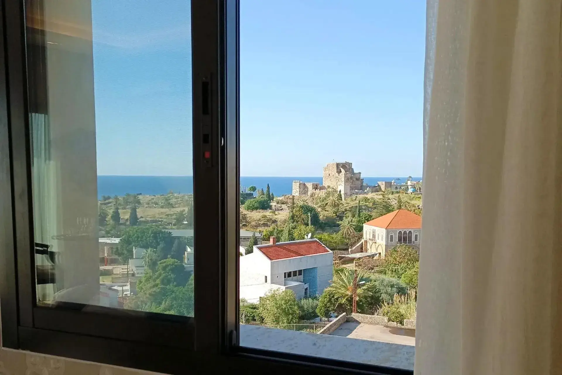 Junior Suite - single occupancy in Sands Hotel Junior Suite - single occupancy in Sands Hotel