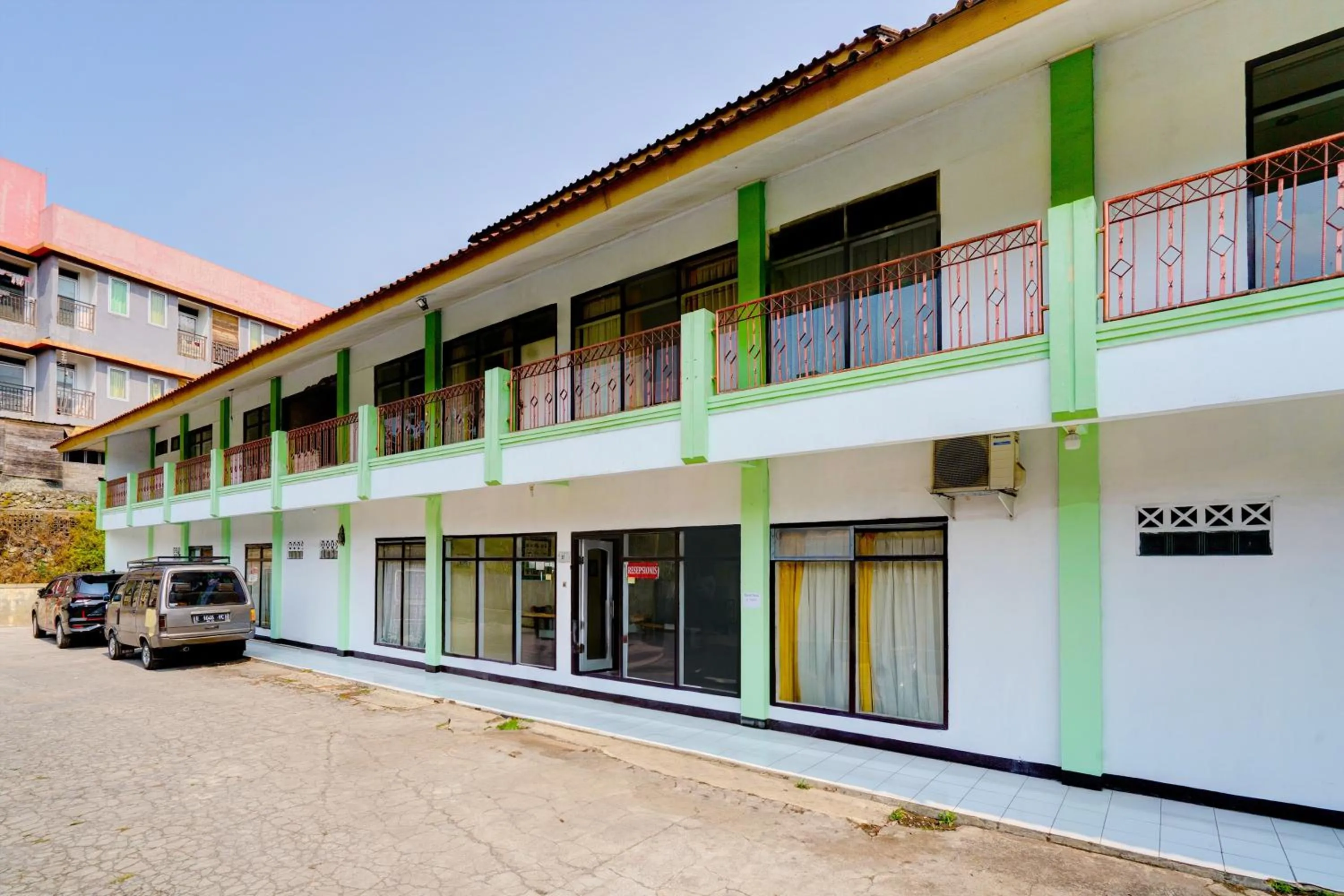 Facade/entrance in Hotel O P3 Guest House