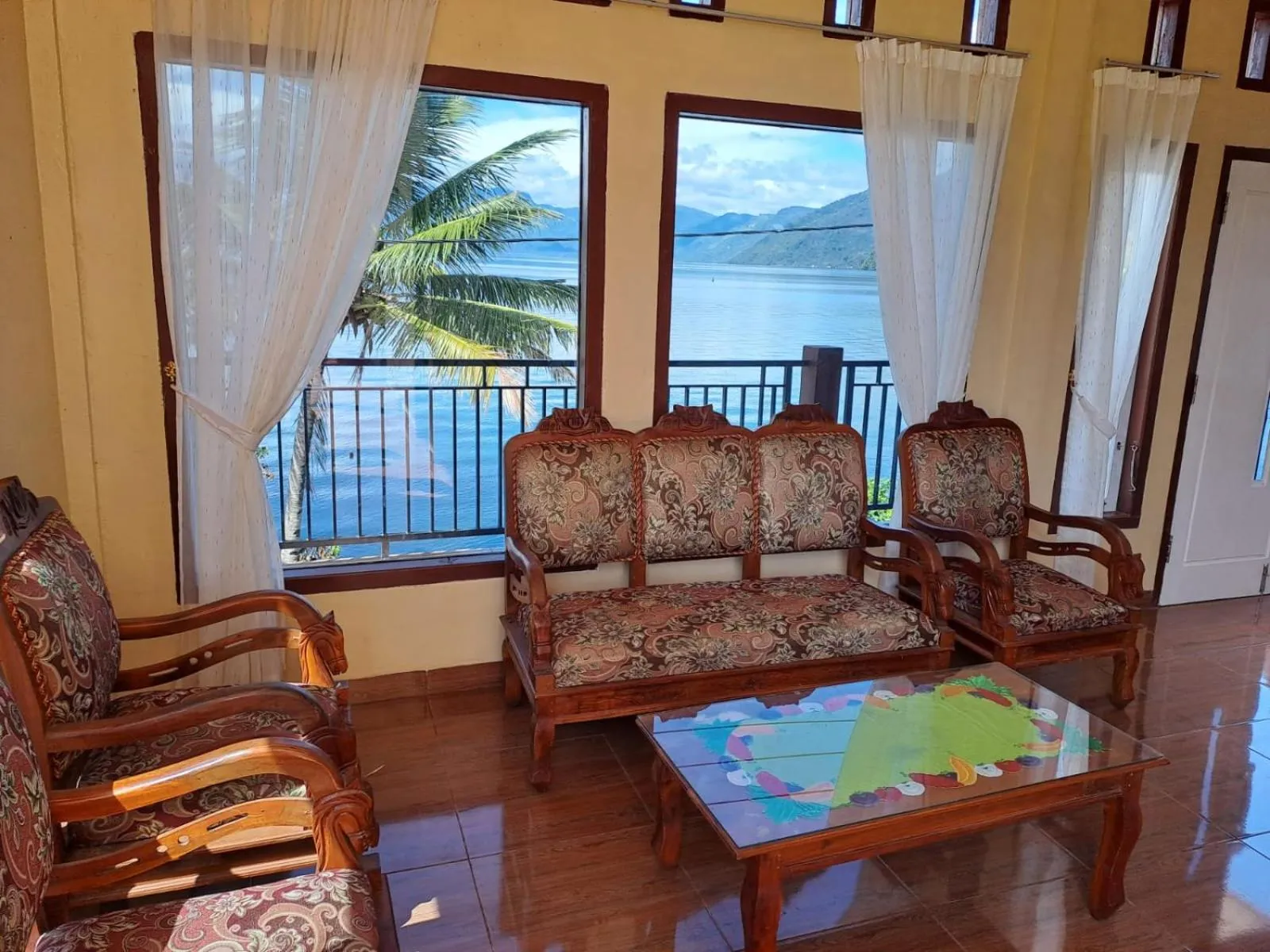 Lobby or reception in Hotel O Puri Azzura Danau Ranau Near Danau Ranau Pusri