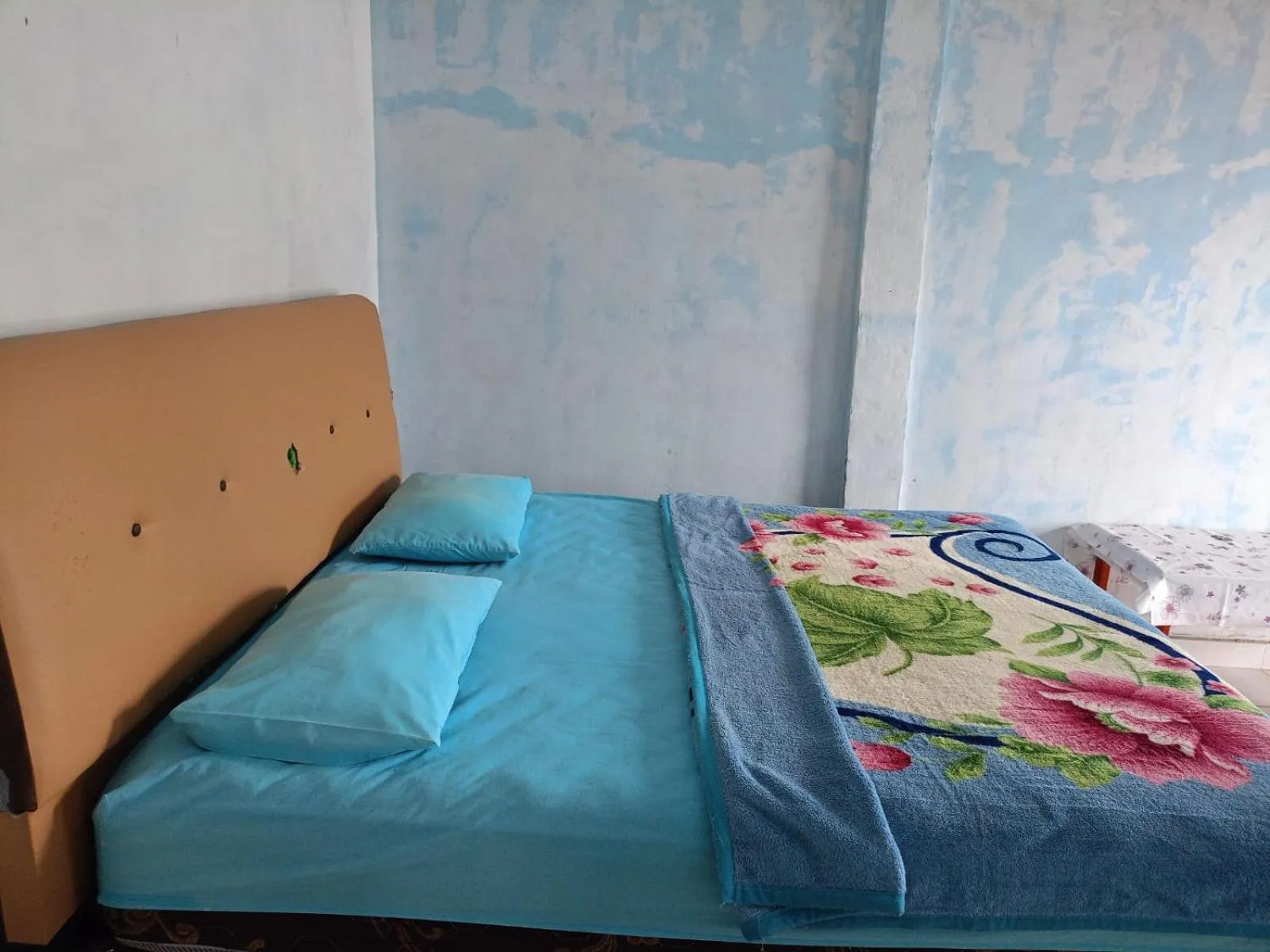 Bedroom in Hotel O Puri Azzura Danau Ranau Near Danau Ranau Pusri