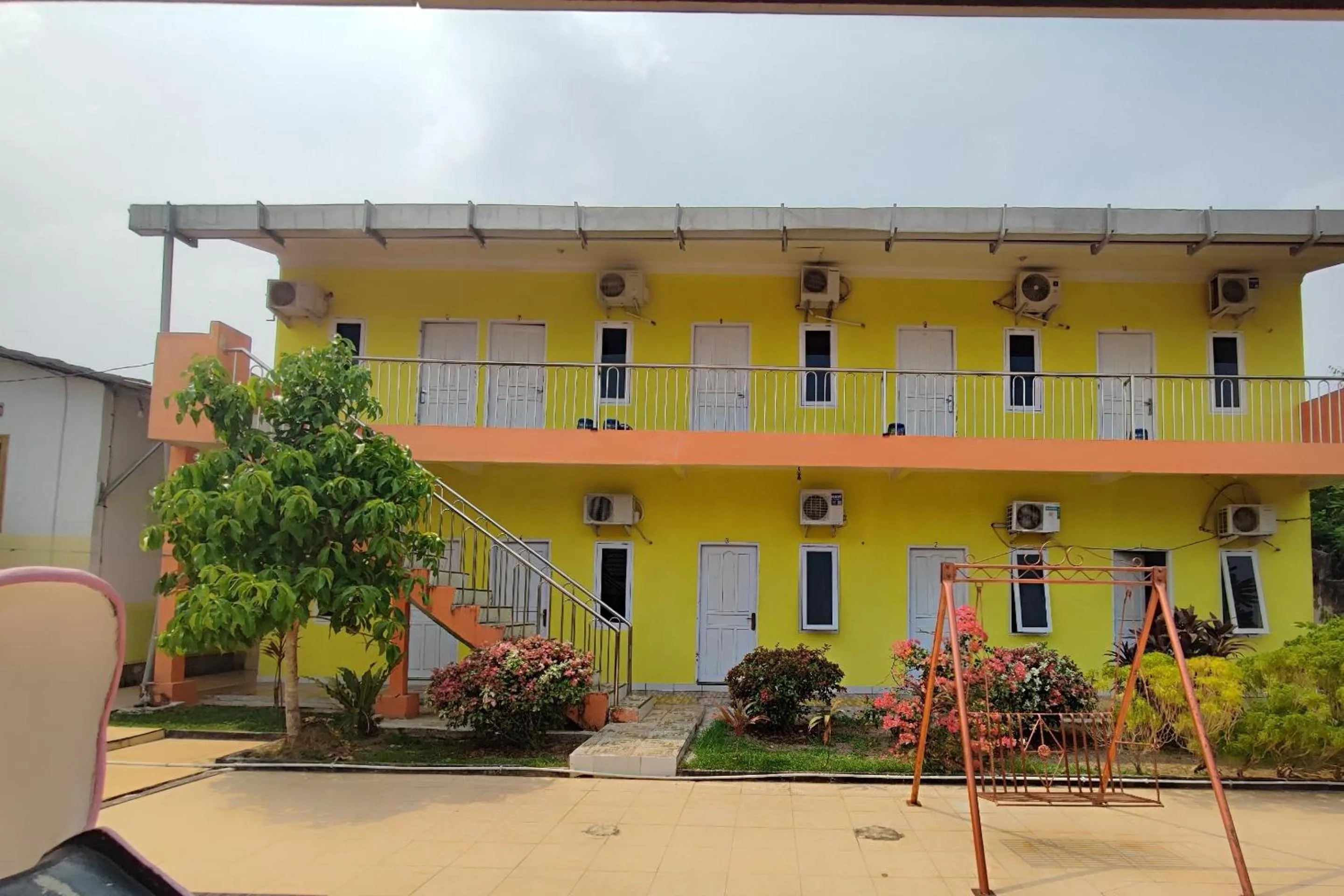Facade/entrance in Hotel O Garuda Bandara Guesthouse