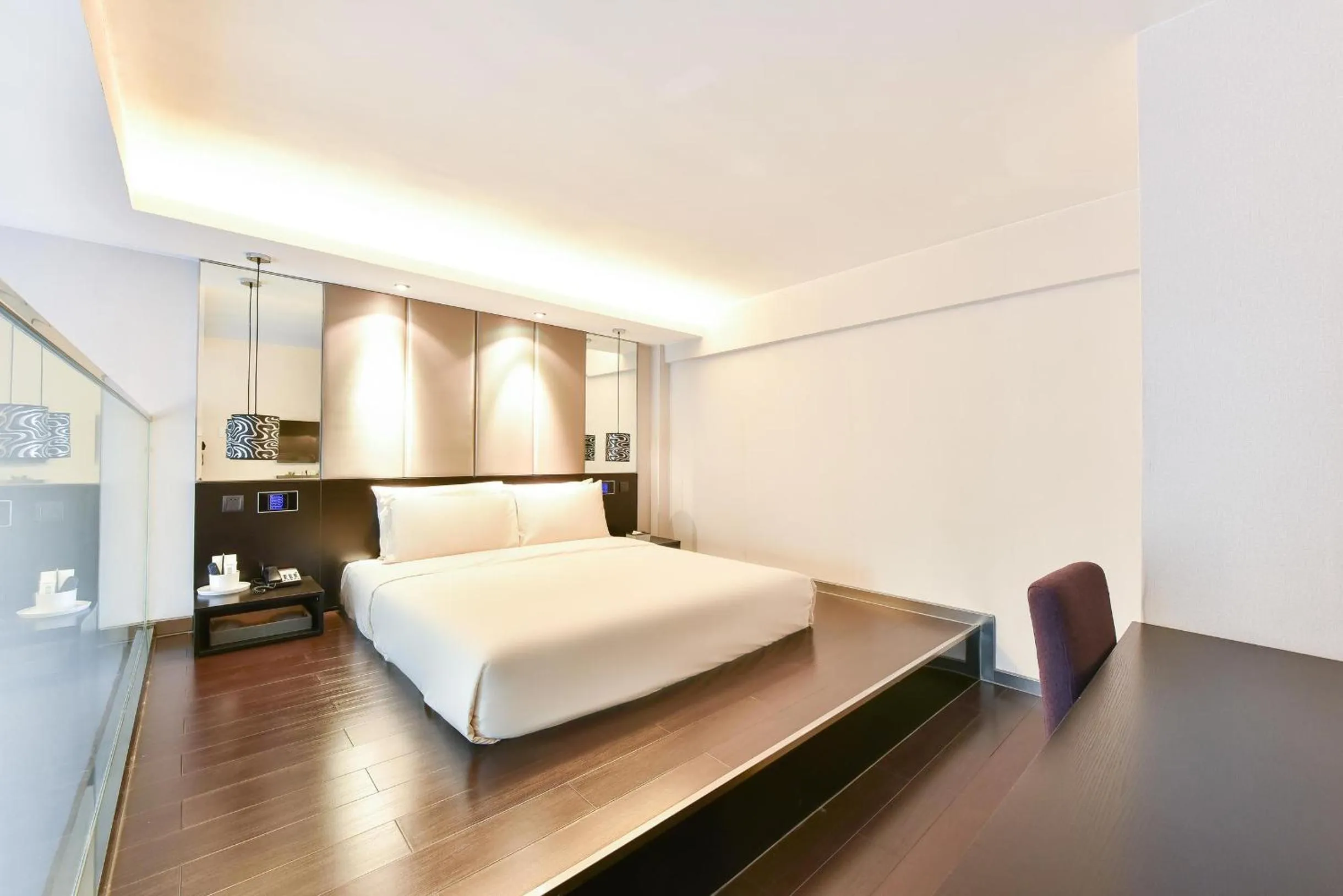 Atour Hotel Beijing Yizhuang West Rongjing Street