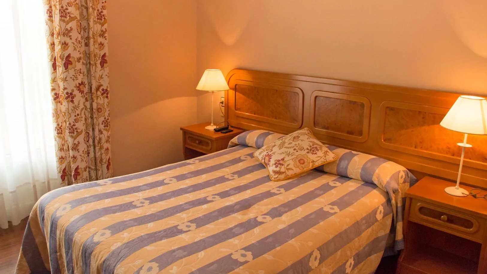 Photo of the whole room, Bed in Alojamiento Calzada Romana
