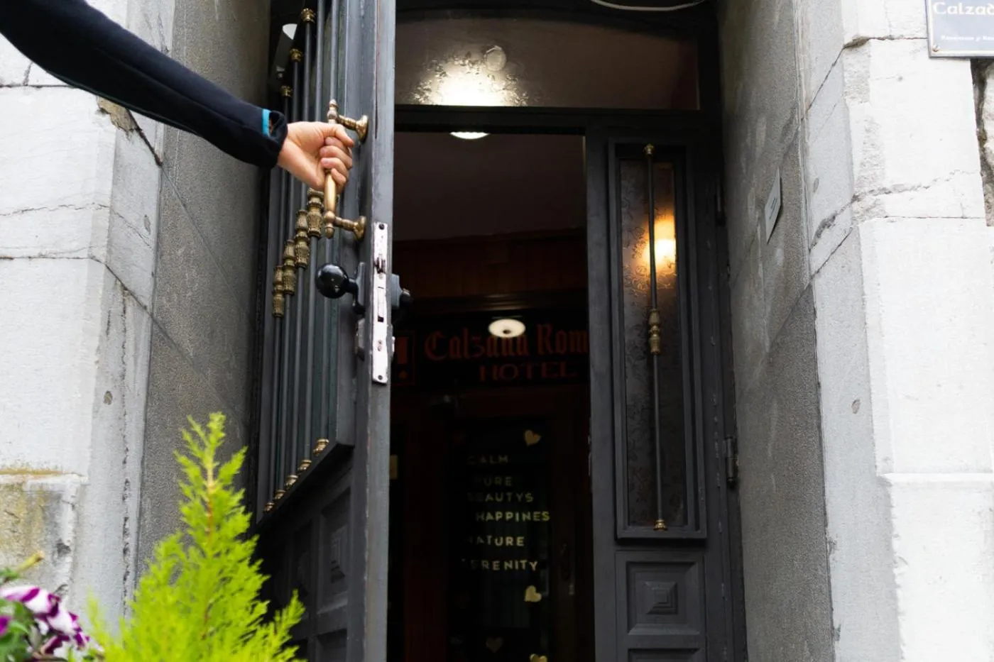 Facade/entrance in Alojamiento Calzada Romana