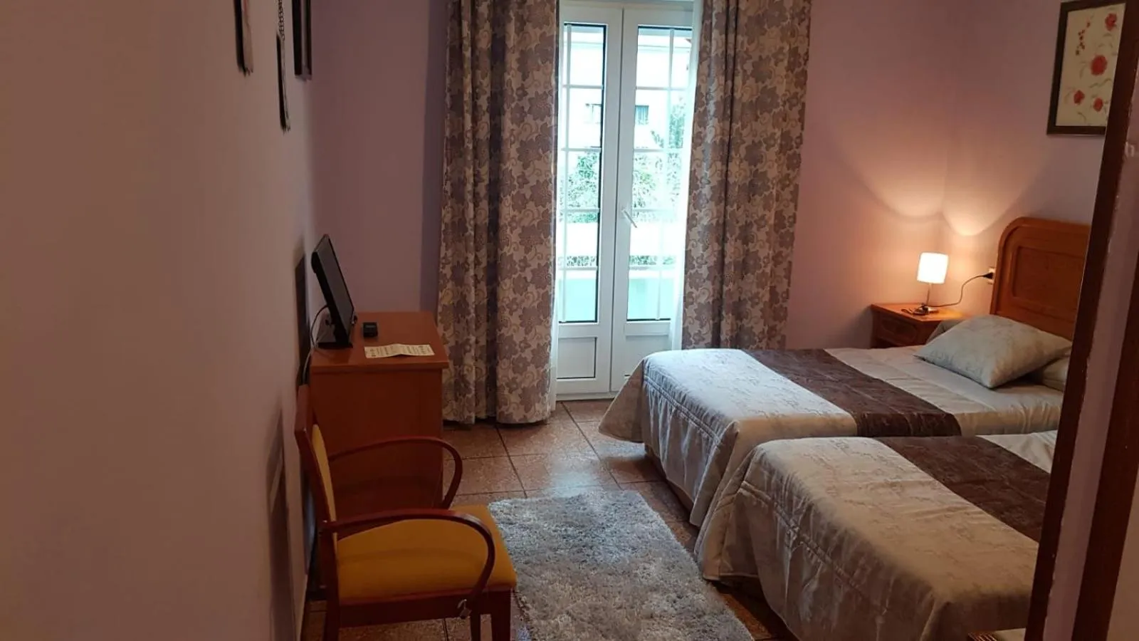 Photo of the whole room, Bed in Alojamiento Calzada Romana