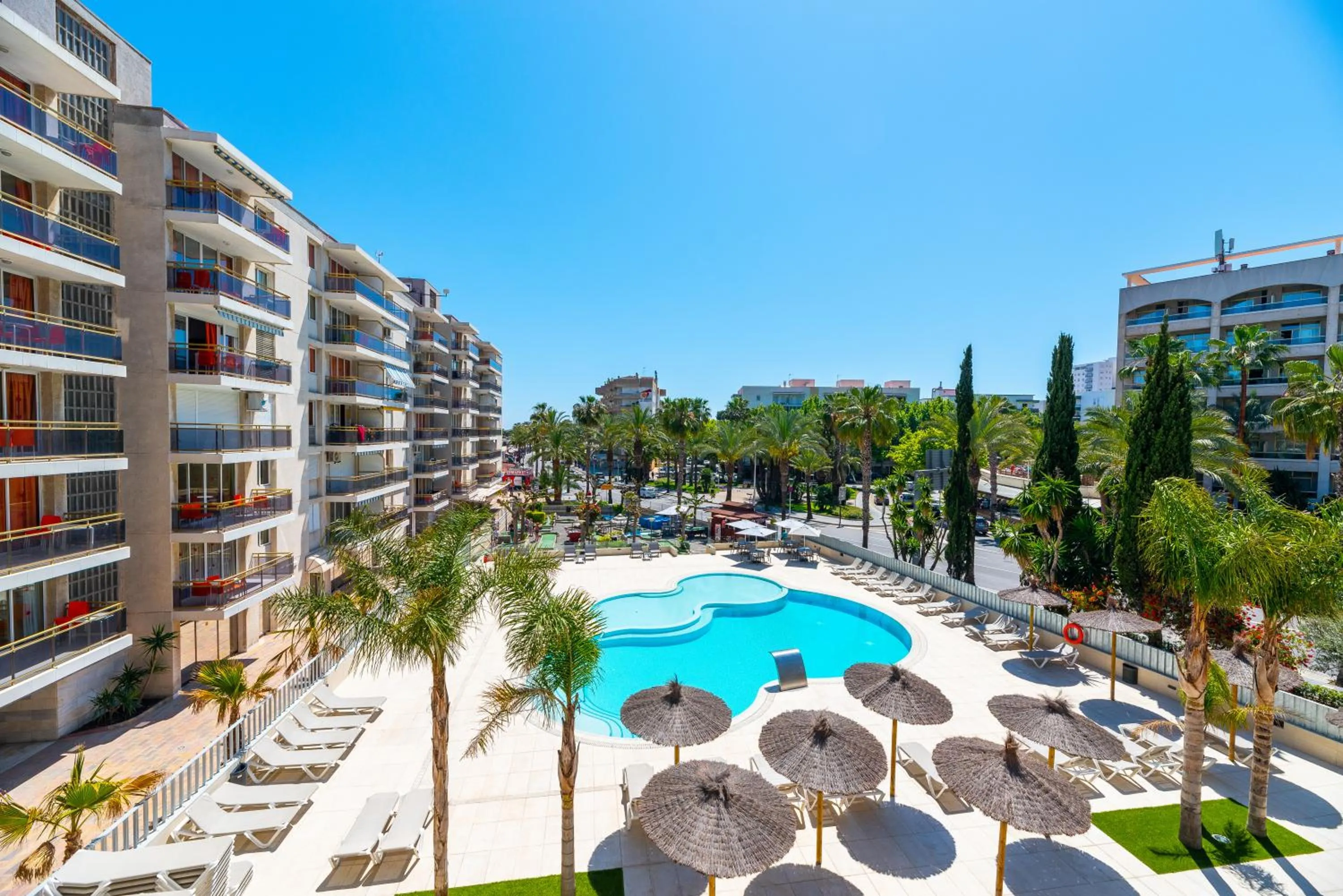 Pool view in Rentalmar Navarra family suites