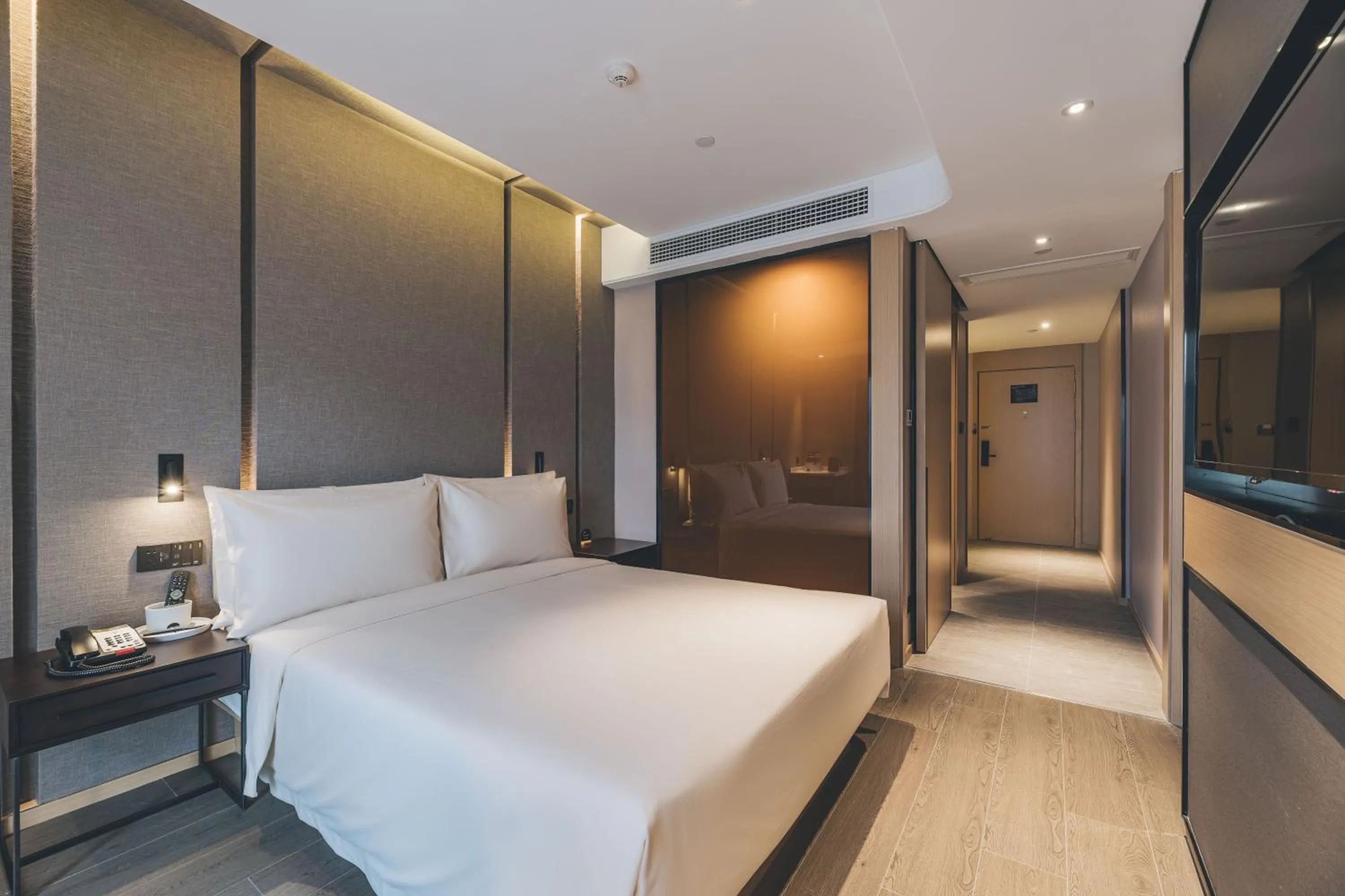 Bed in Atour S Hotel Shanghai Xujiahui Tianyaoqiao