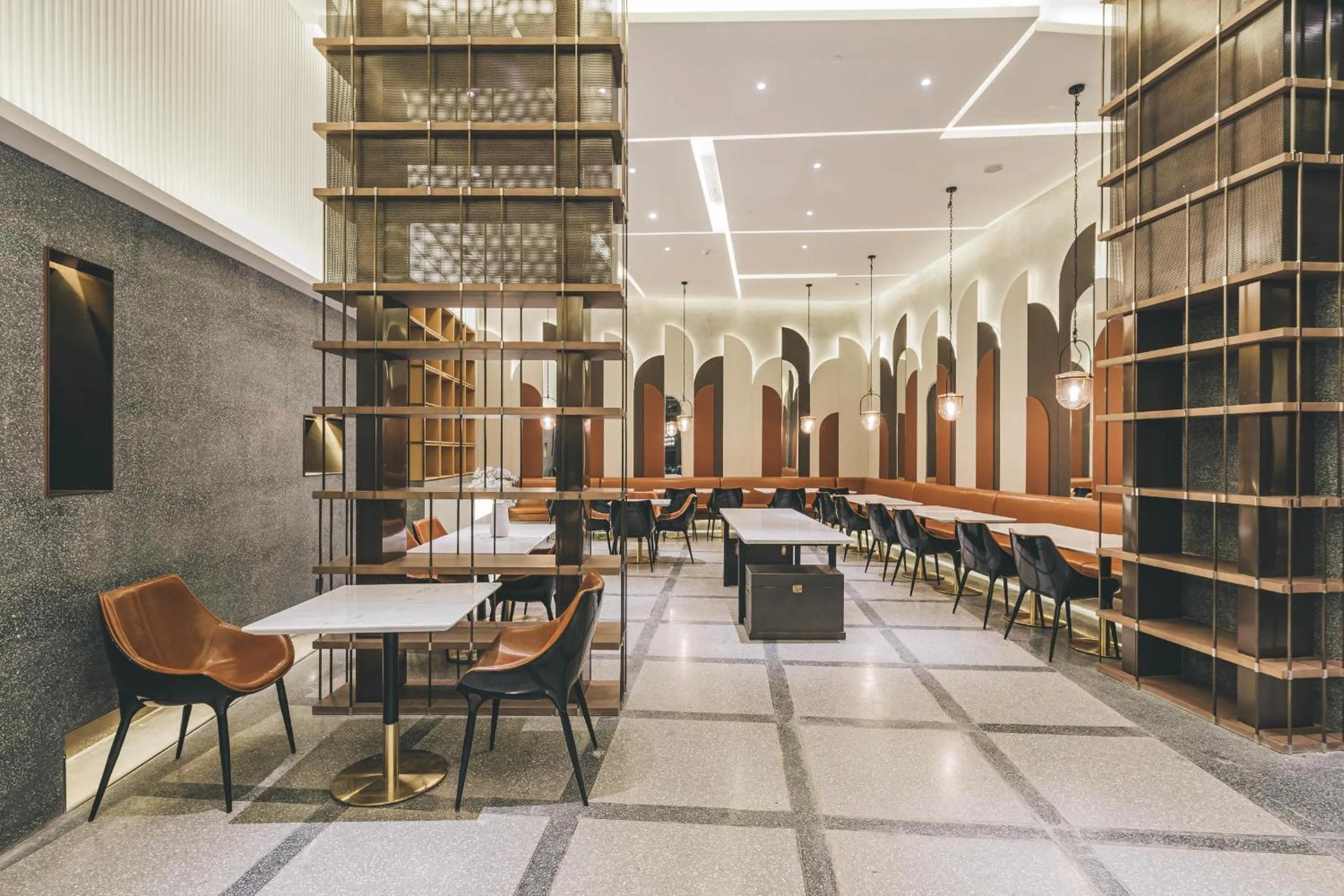 Restaurant/places to eat in Atour S Hotel Shanghai Xujiahui Tianyaoqiao