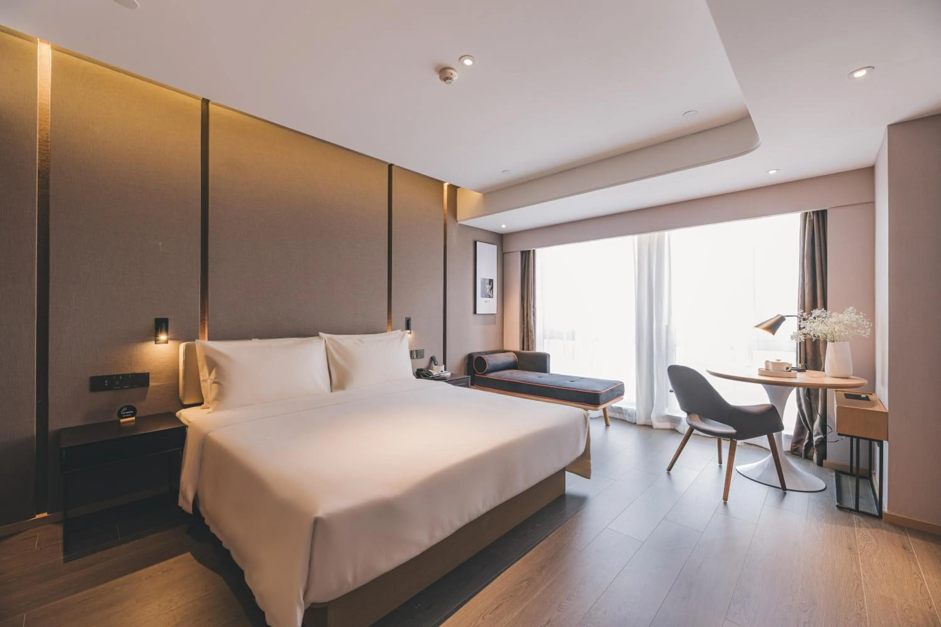 Bed in Atour S Hotel Shanghai Xujiahui Tianyaoqiao