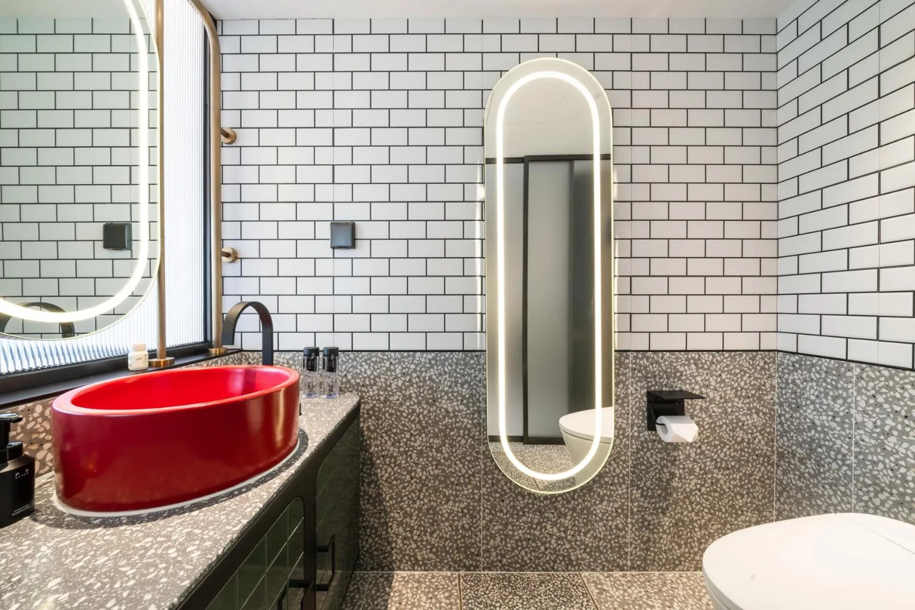 Shower in Atour Mansion Shanghai City Center