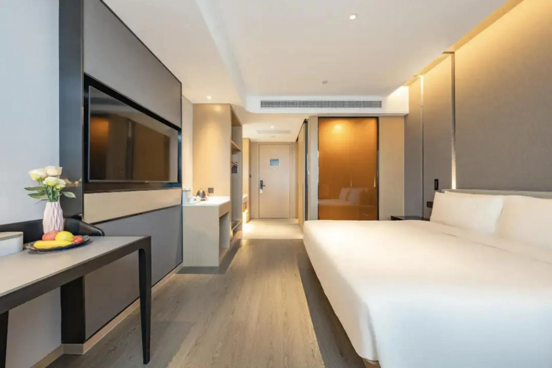 Bed in Atour Hotel Shanghai Pudong Airport Chuansha Station