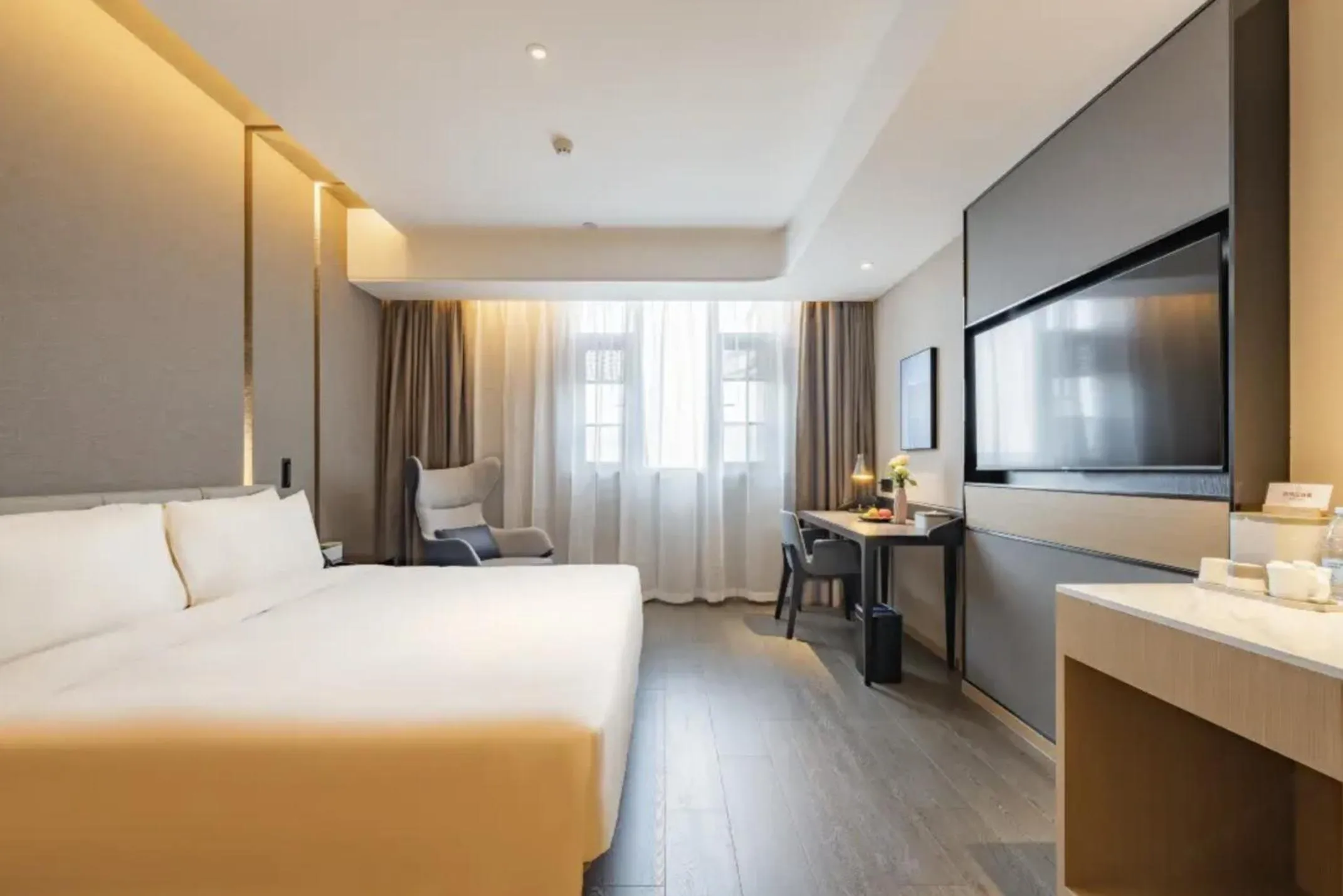 Bed in Atour Hotel Shanghai Pudong Airport Chuansha Station