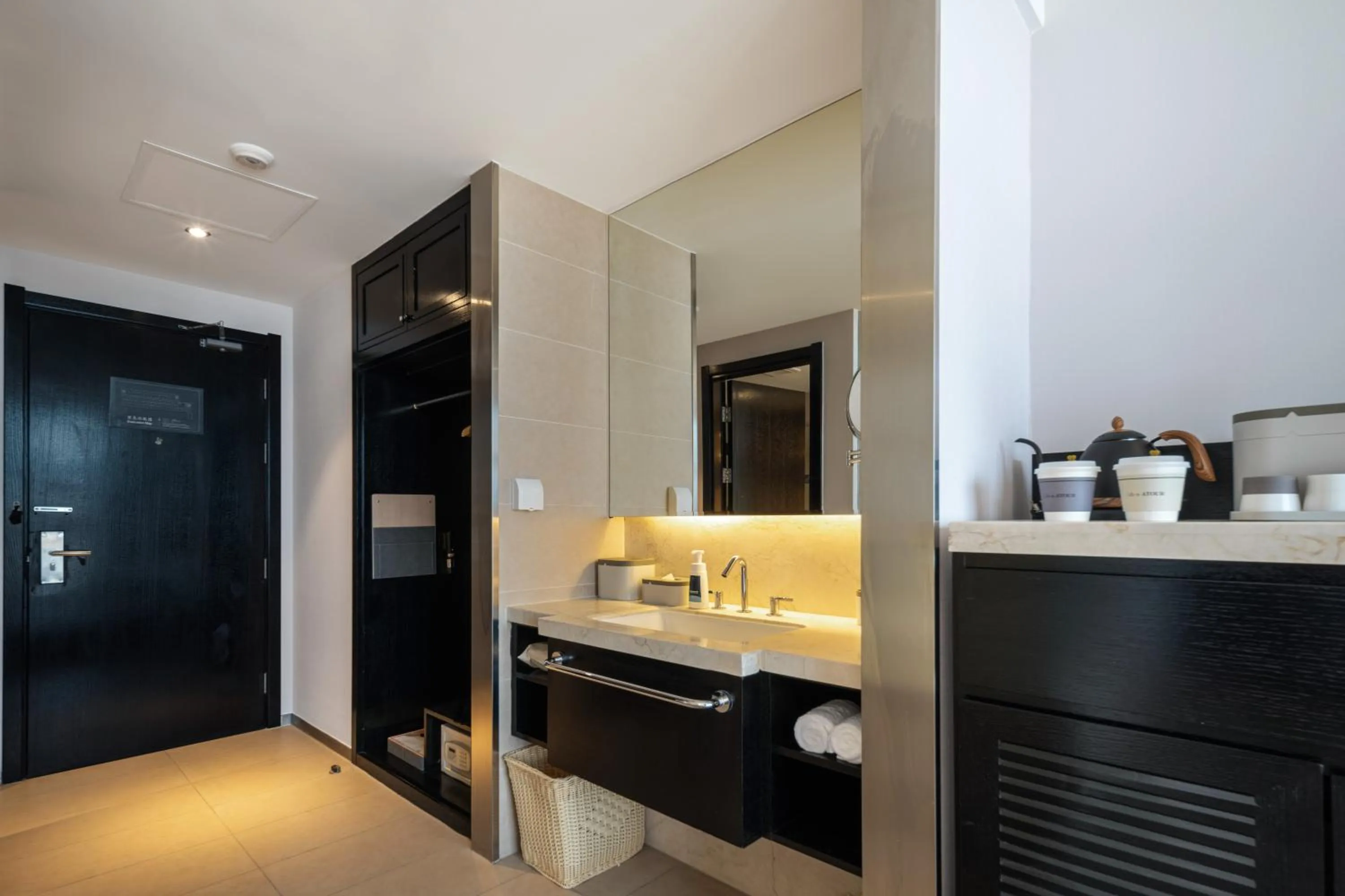 Bathroom in Atour X Hotel Shanghai International Tourism and Resort Safari Park