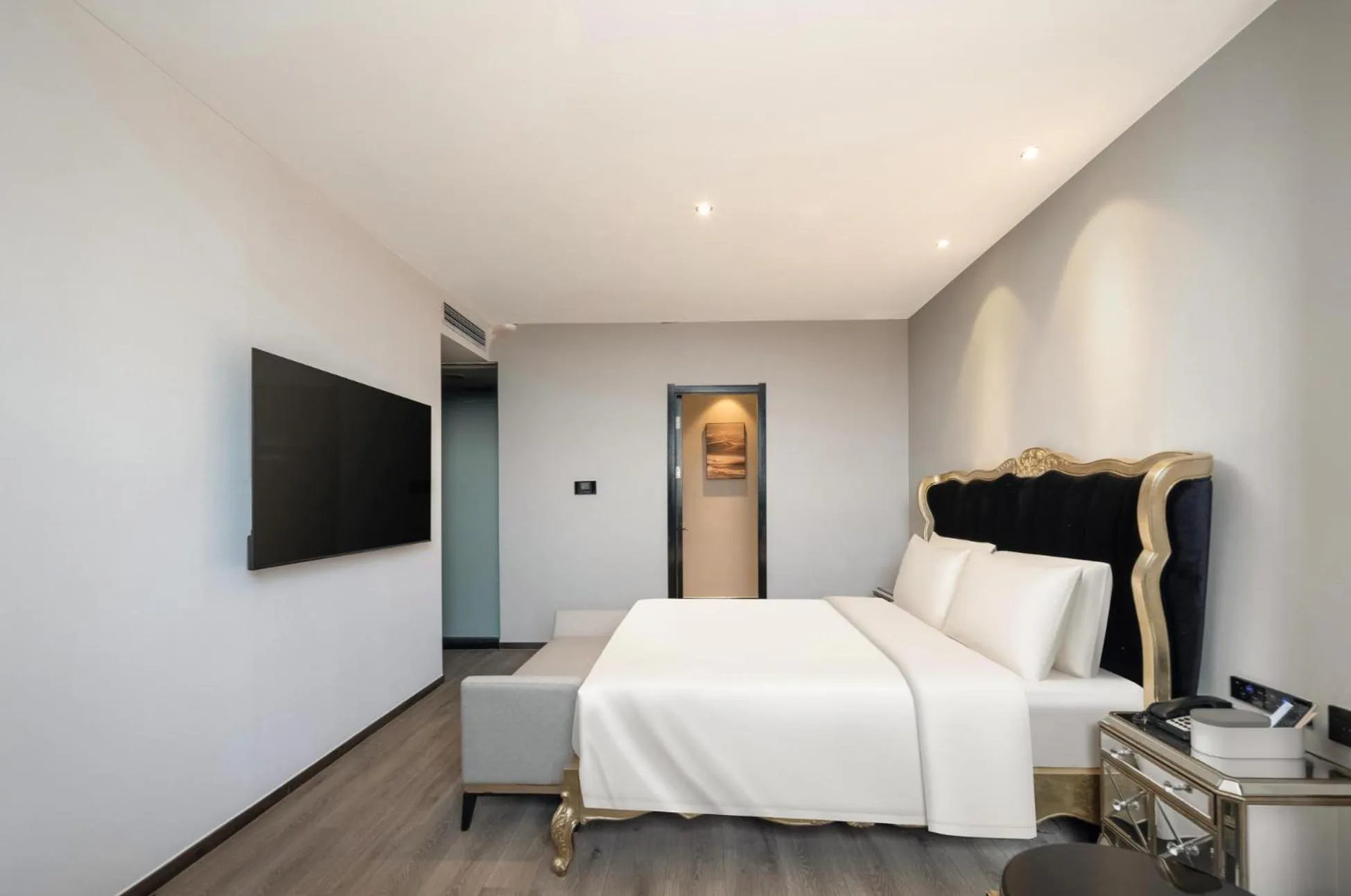 Property building, Bed in Atour X Hotel Shanghai International Tourism and Resort Safari Park