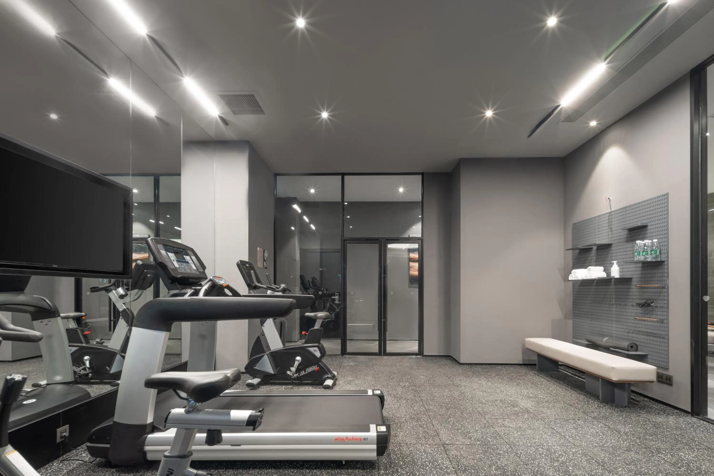 Fitness centre/facilities in Atour X Hotel Shanghai International Tourism and Resort Safari Park